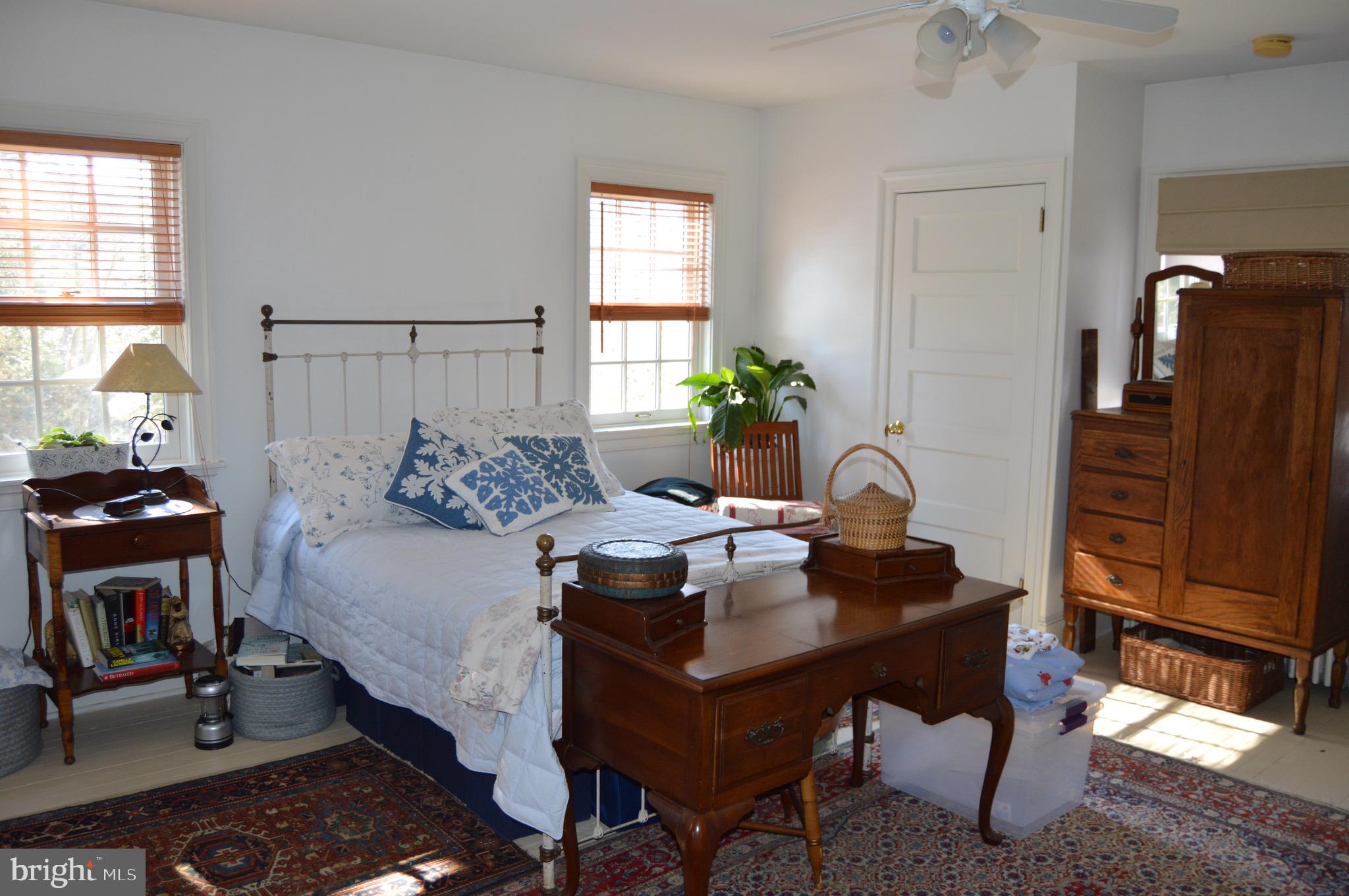 RADNOR HUNT - Residential