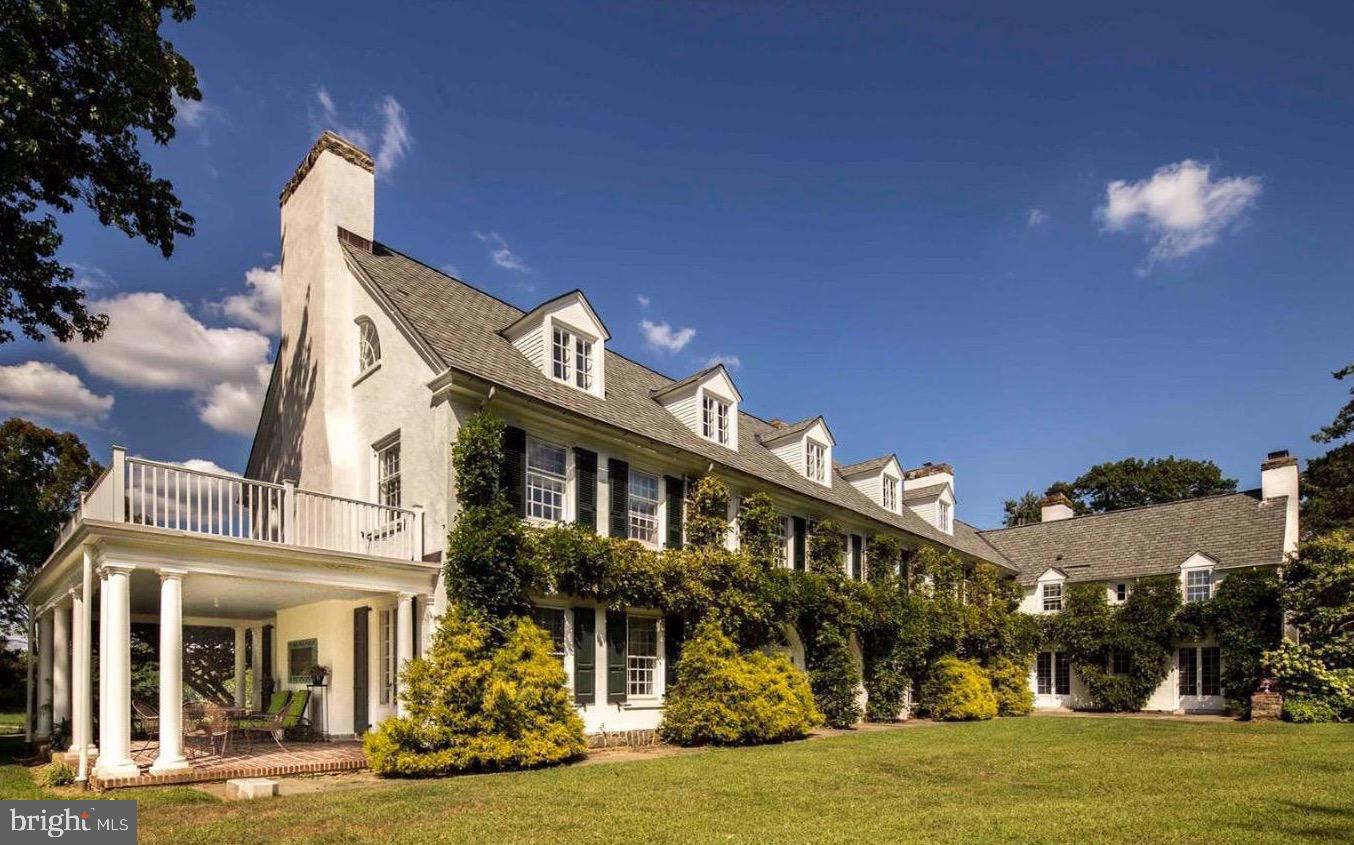 RADNOR HUNT - Residential