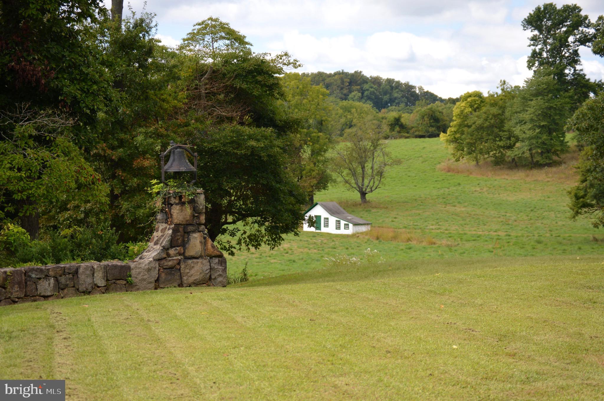 RADNOR HUNT - Residential