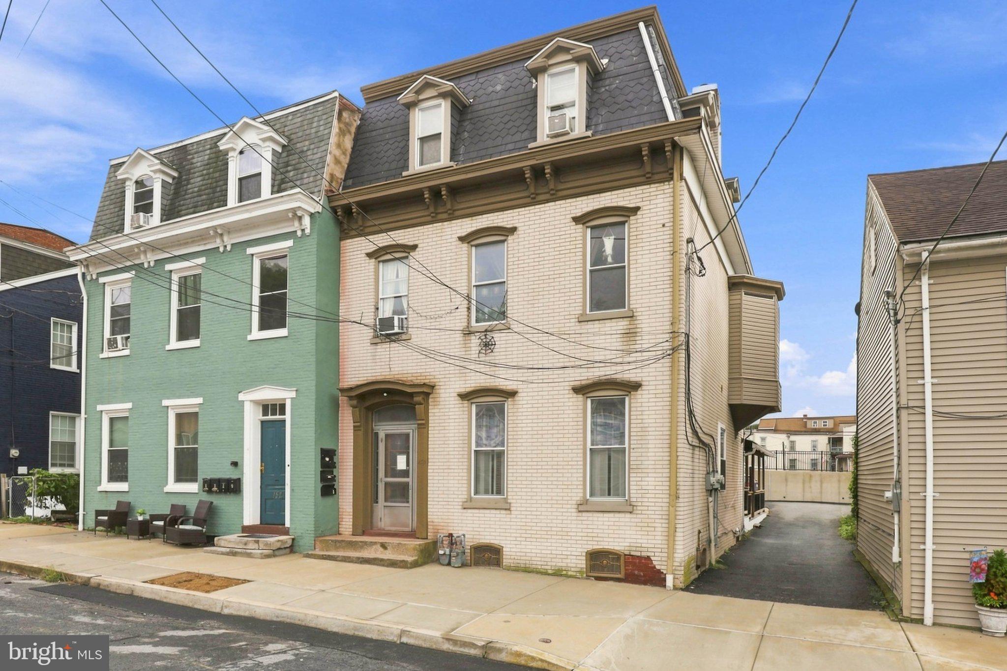 150 WALNUT STREET