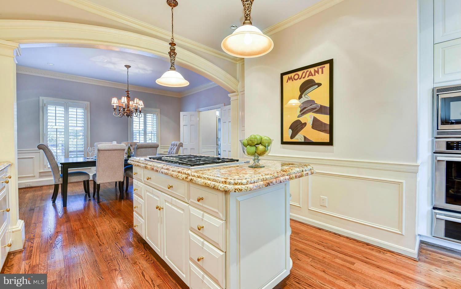 ROSEMONT - Residential