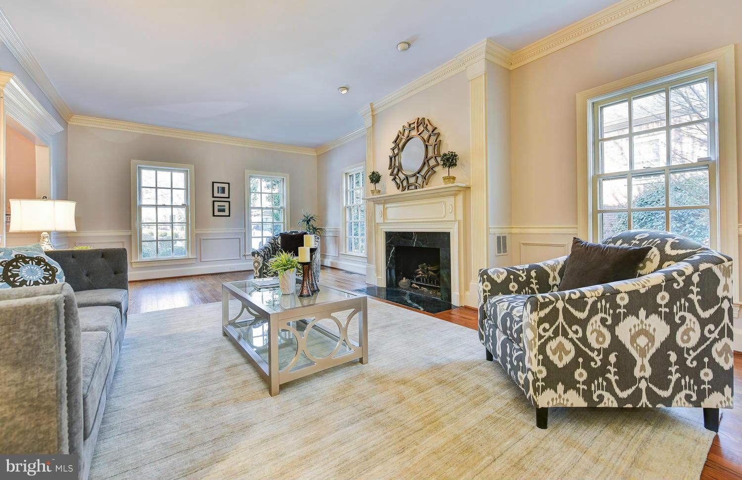 ROSEMONT - Residential