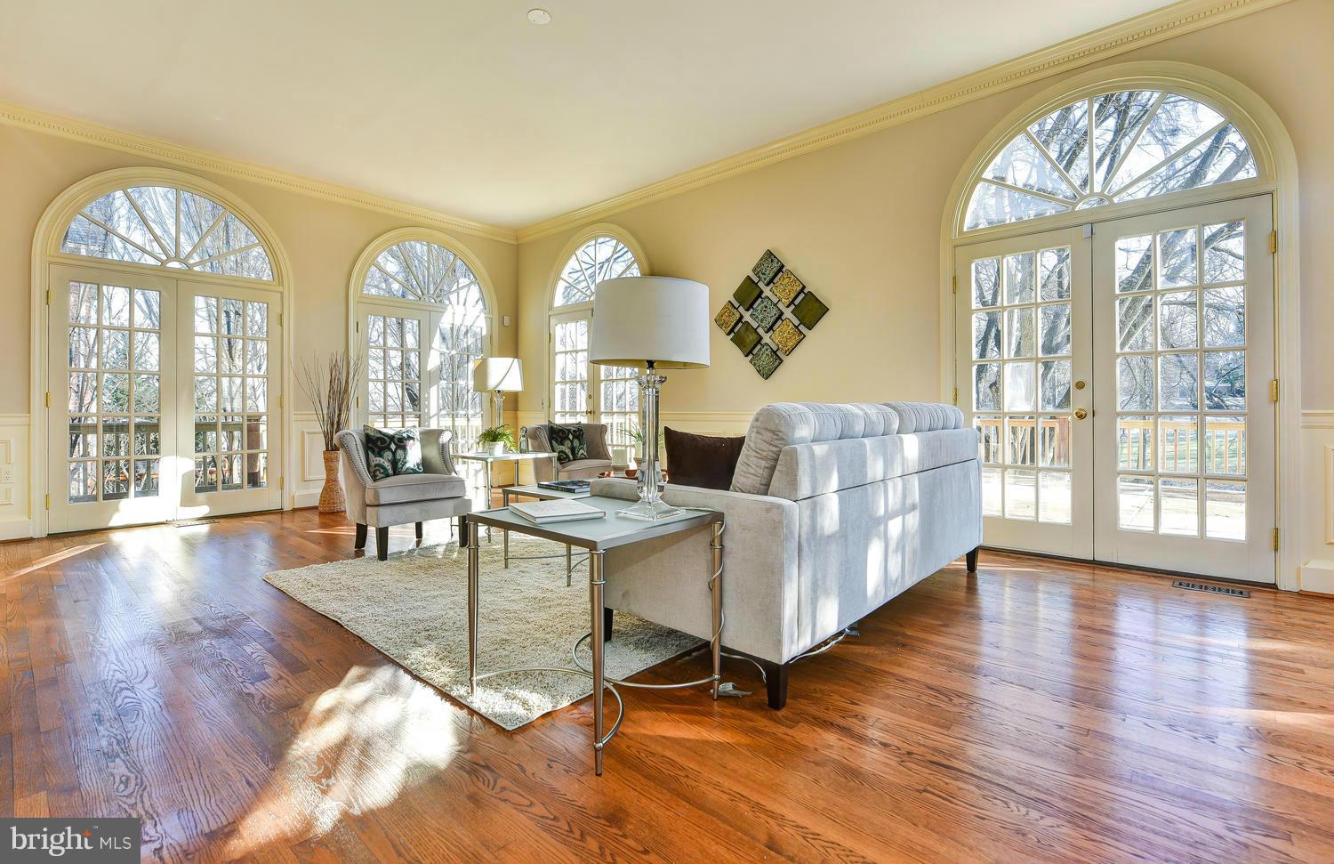 ROSEMONT - Residential