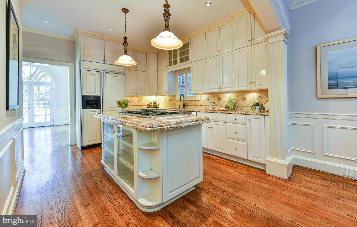 ROSEMONT - Residential