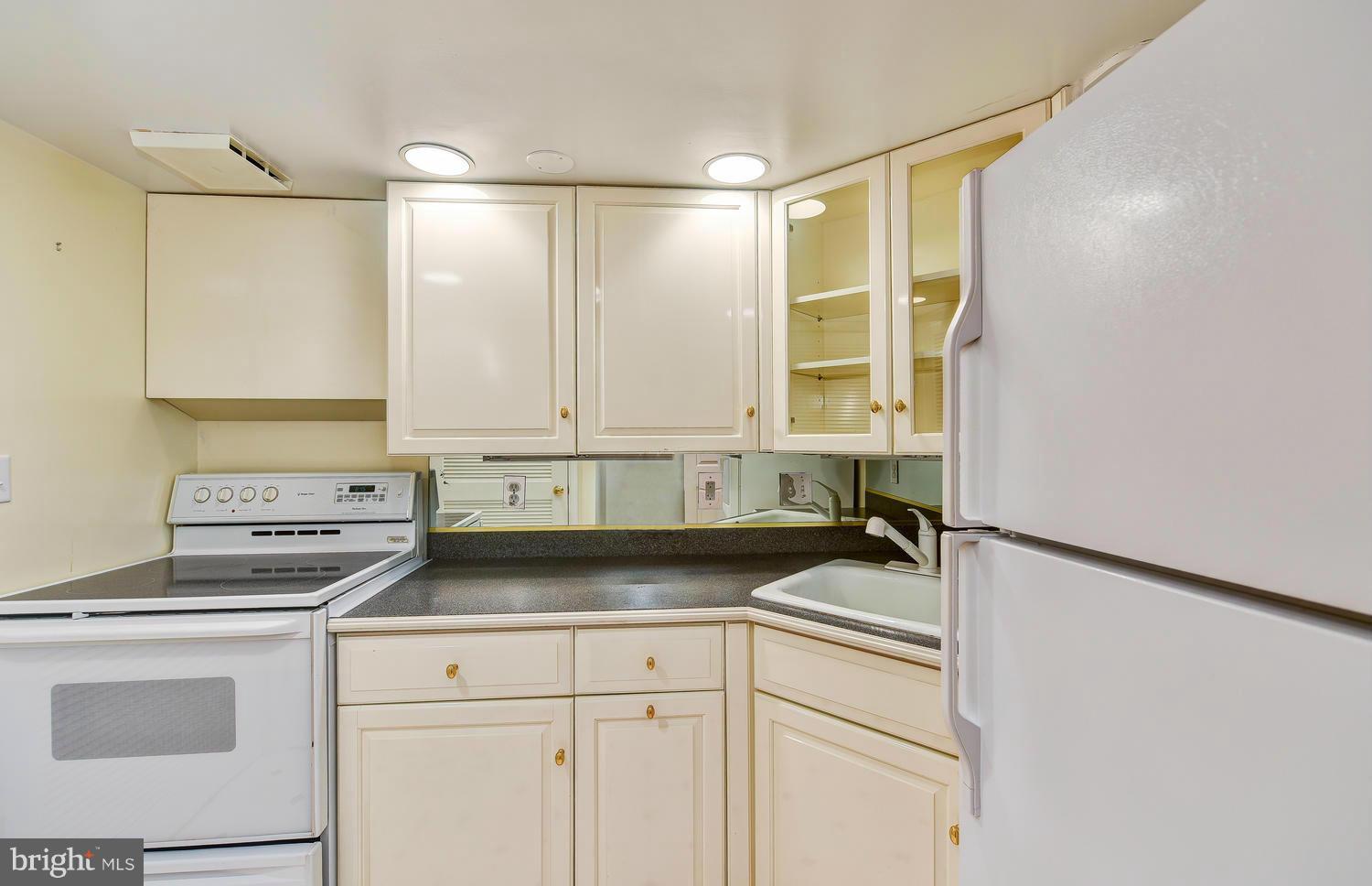 ROSEMONT - Residential