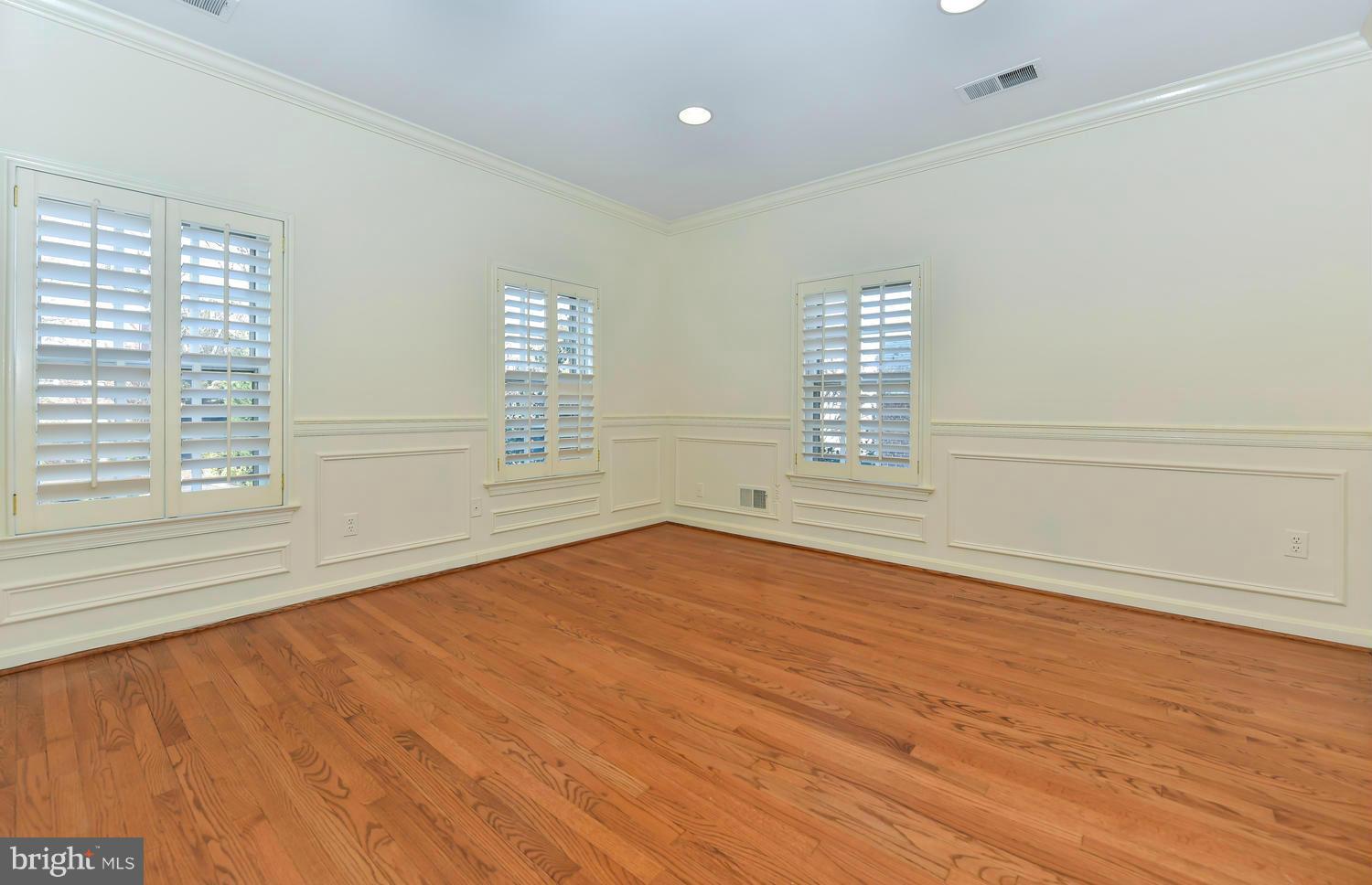 ROSEMONT - Residential