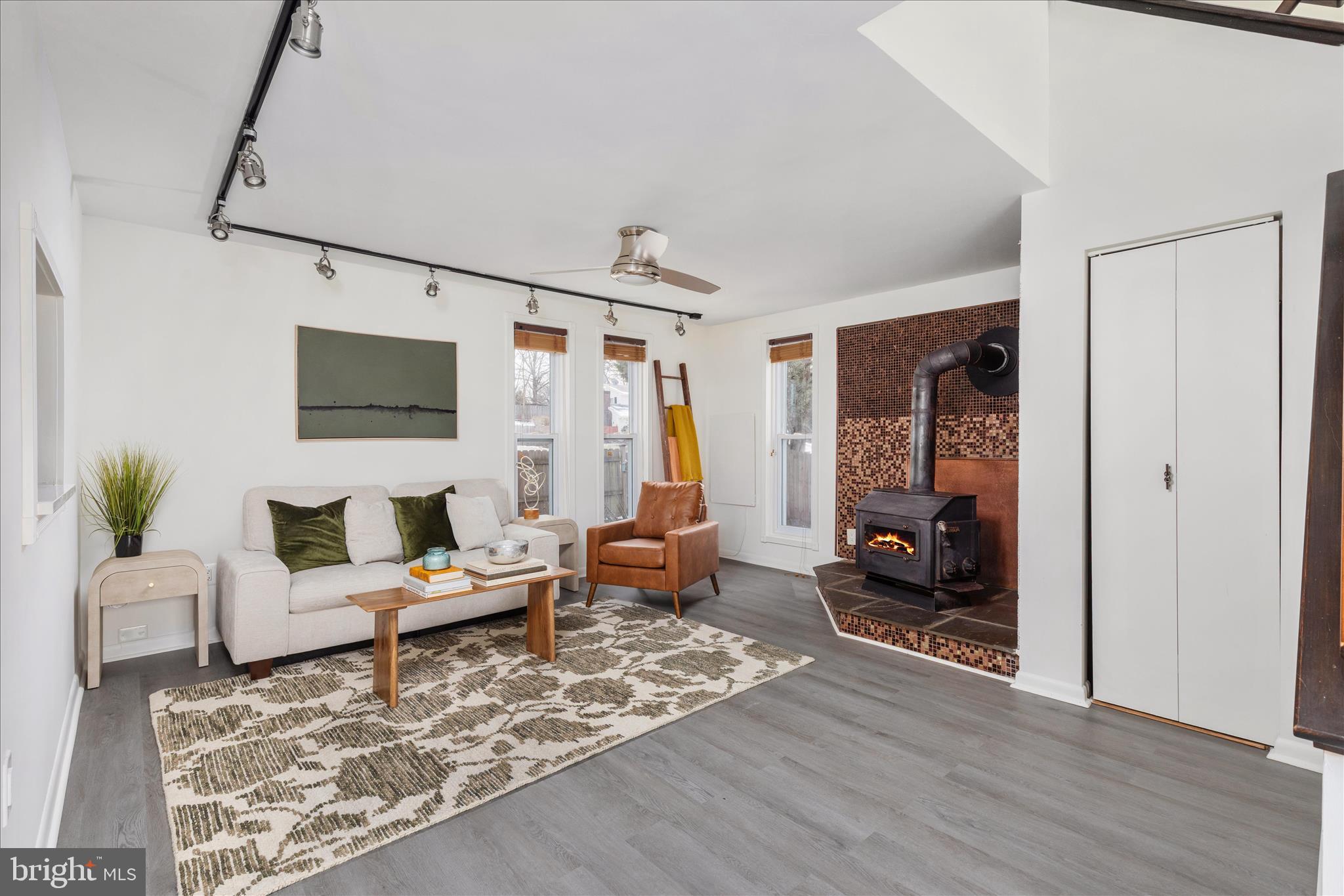 BROOKFIELD - Residential