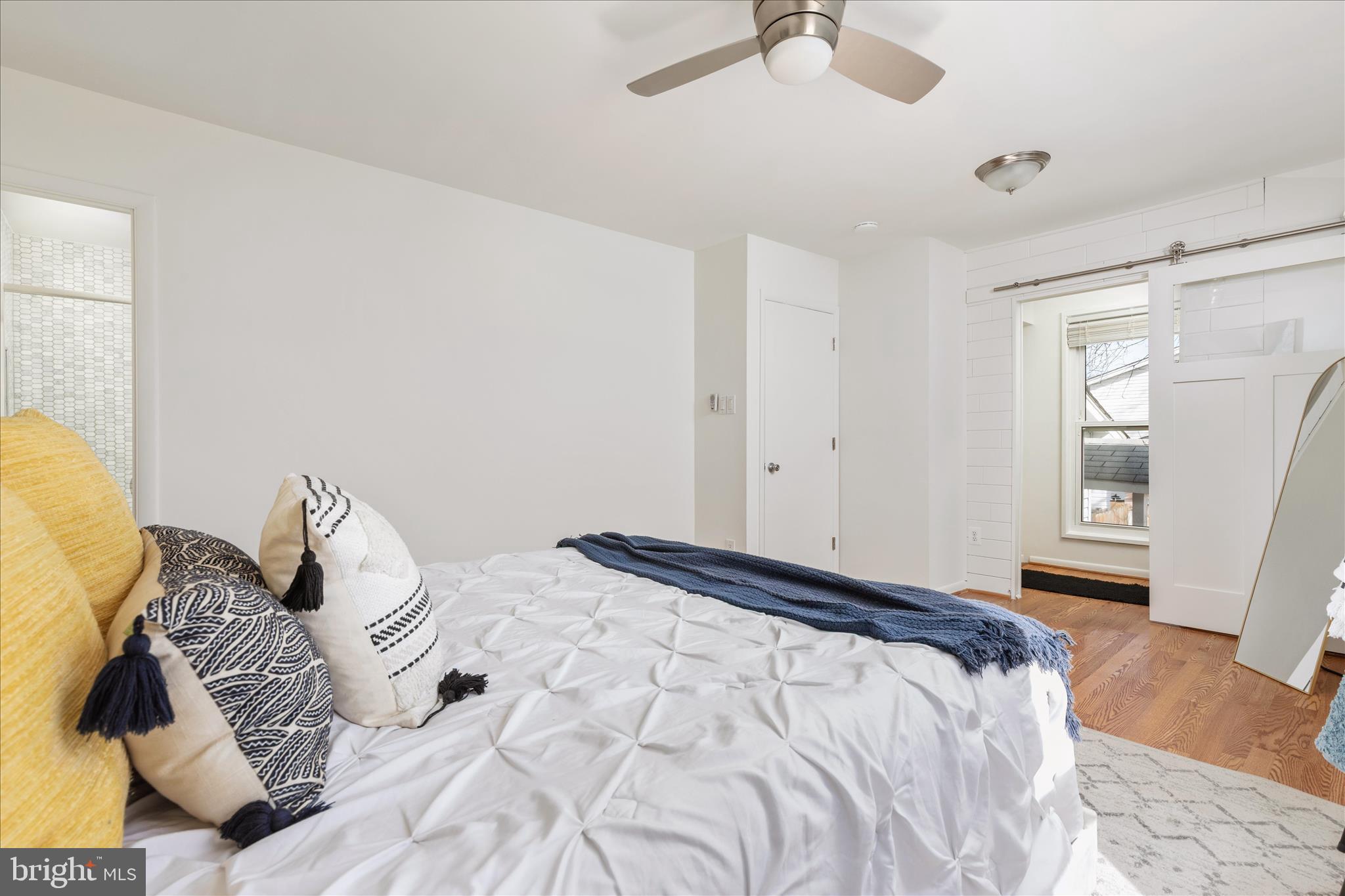 BROOKFIELD - Residential