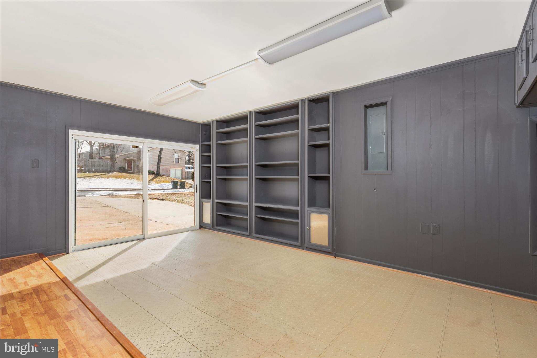 BROOKFIELD - Residential