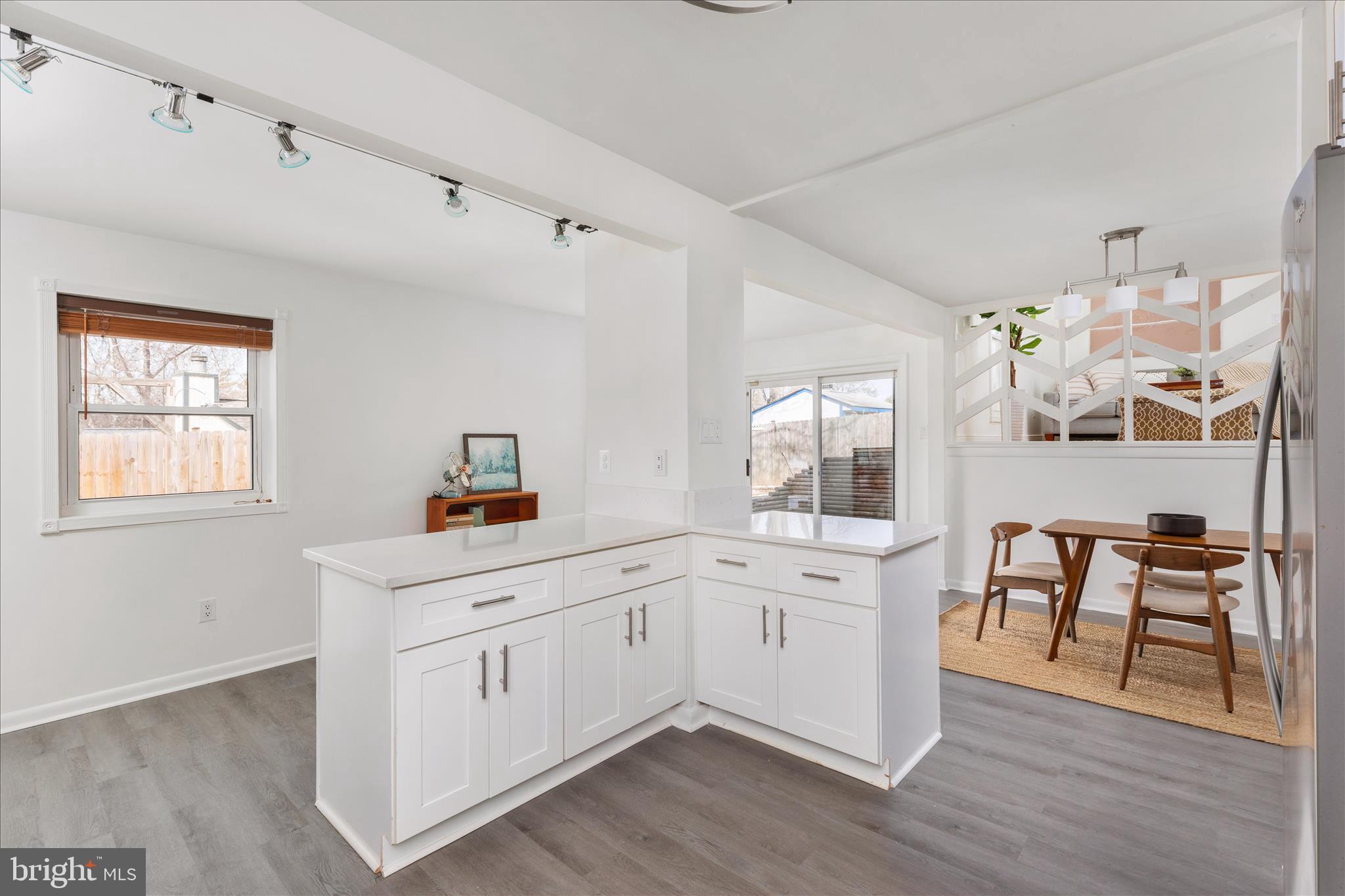 BROOKFIELD - Residential