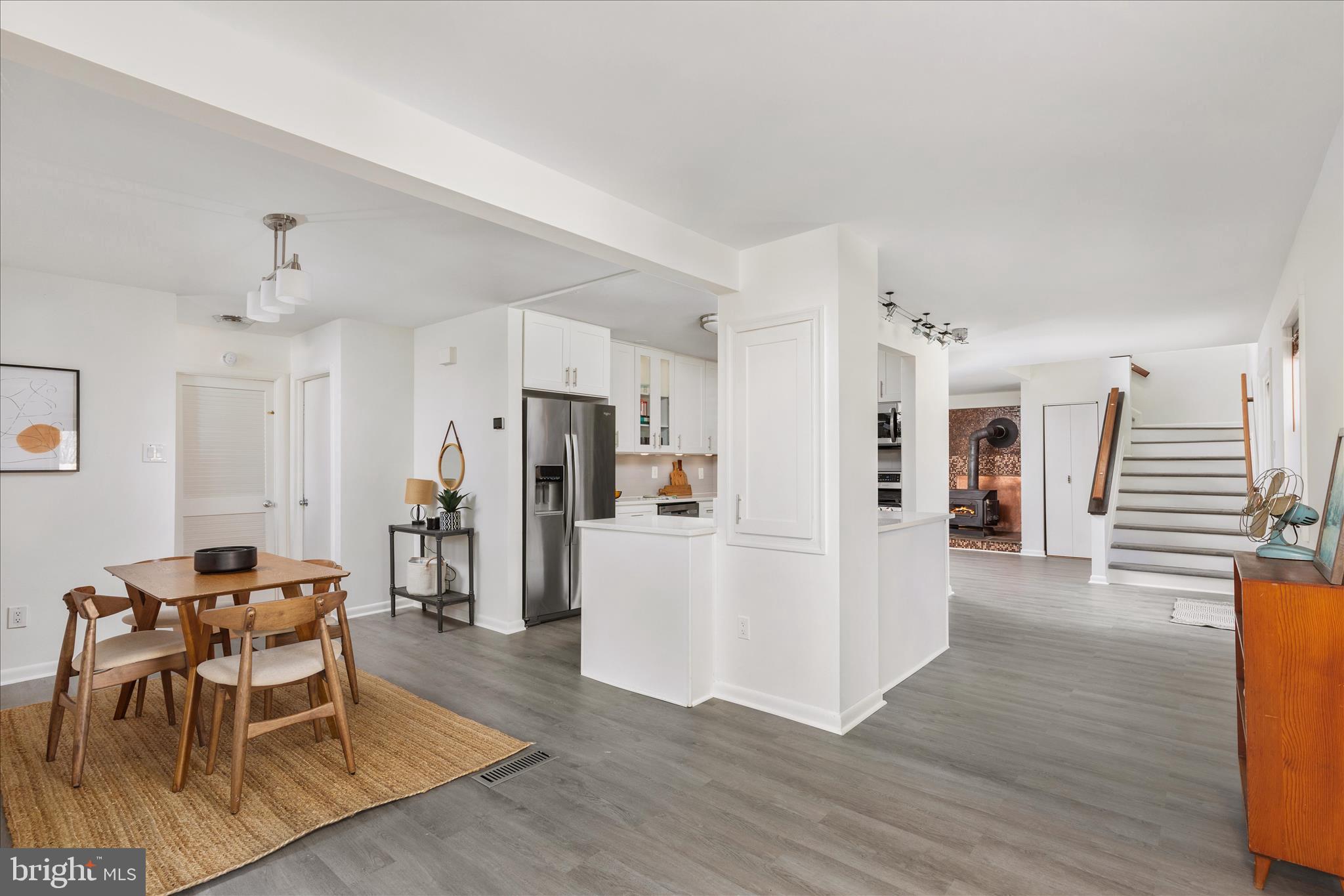 BROOKFIELD - Residential