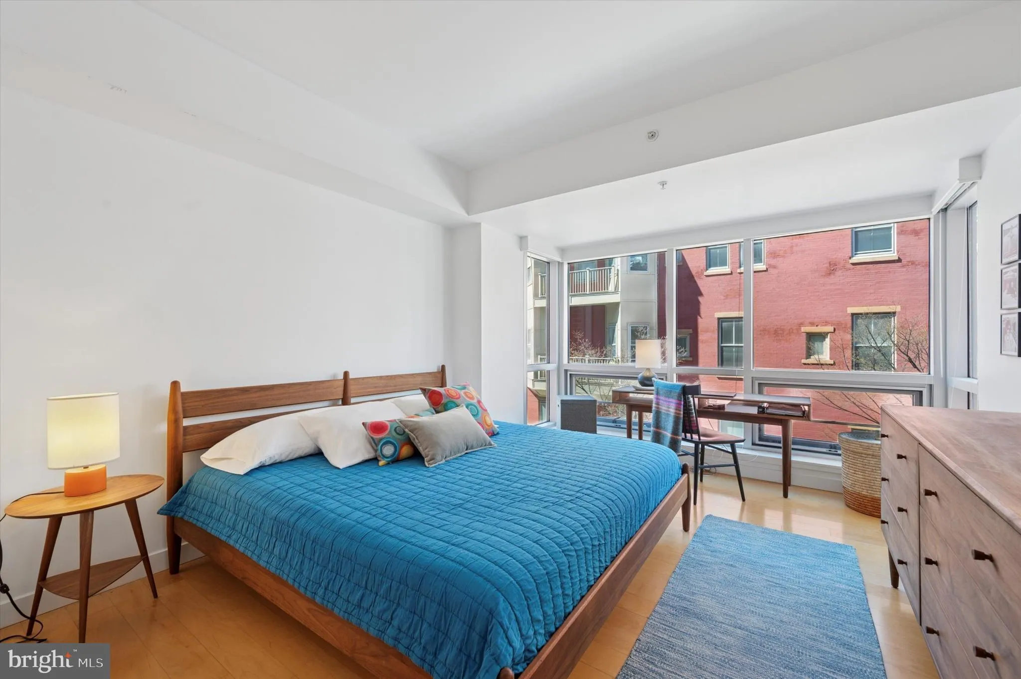 Philadelphia, Pennsylvania 19107, United States, 2 Bedrooms Bedrooms, ,2 BathroomsBathrooms,Residential,Active,95233