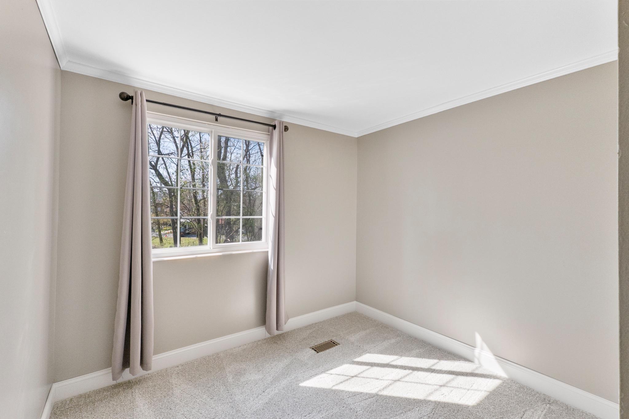 DAMASCUS VALLEY PARK - Residential