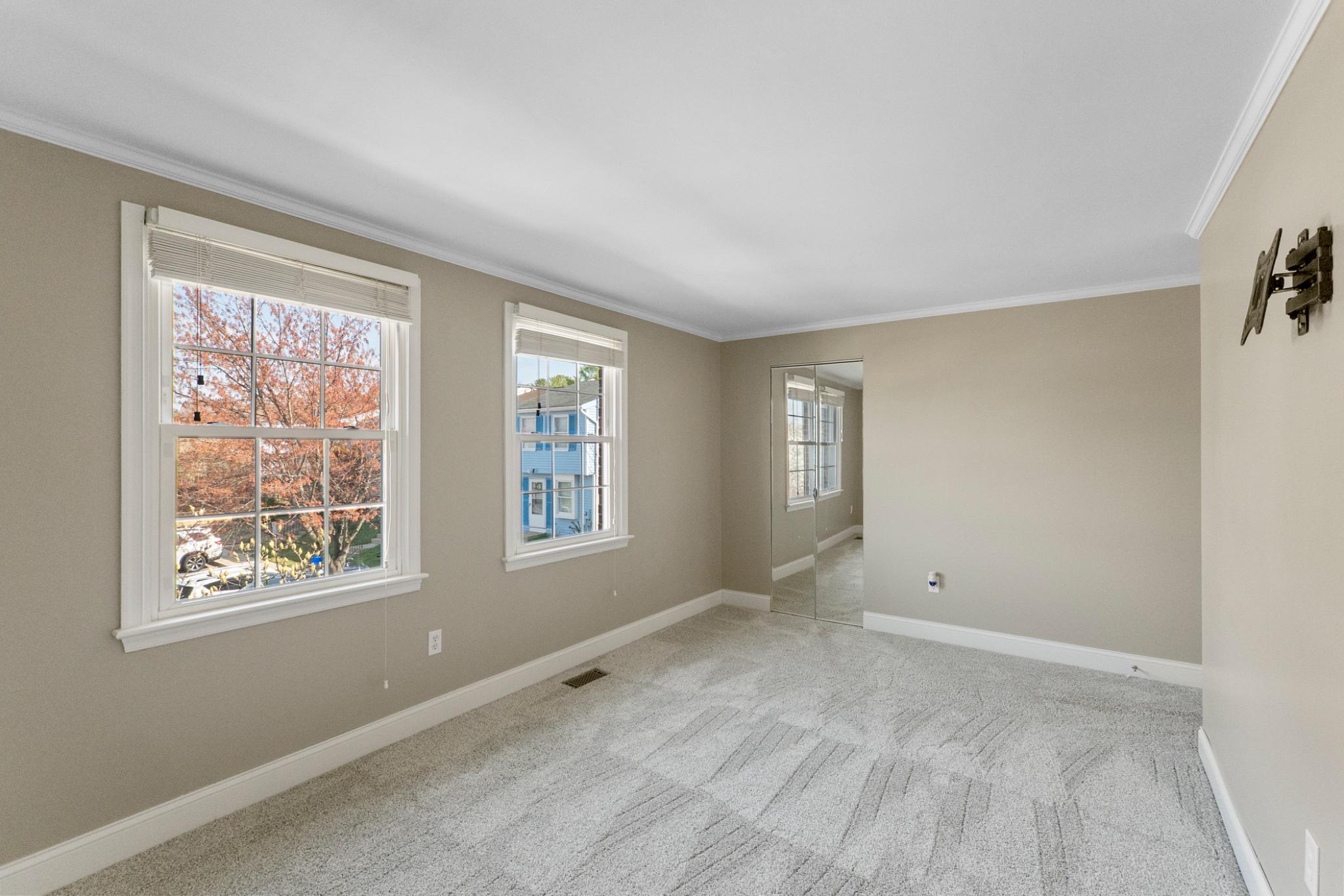 DAMASCUS VALLEY PARK - Residential