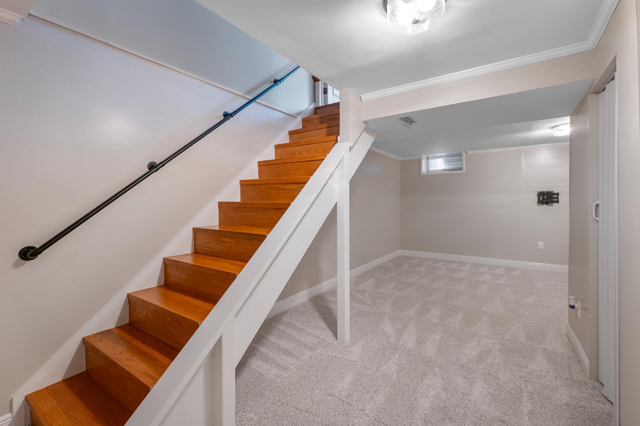 DAMASCUS VALLEY PARK - Residential