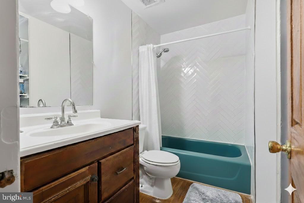 GEORGETOWN  VILLAGE - Residential