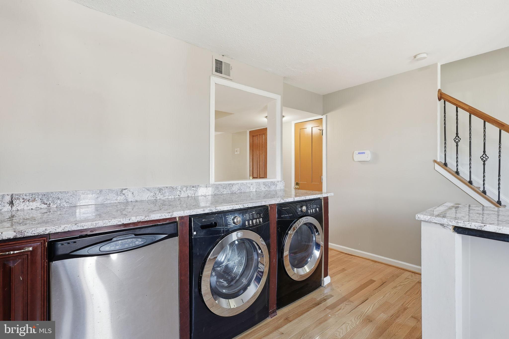 GEORGETOWN  VILLAGE - Residential