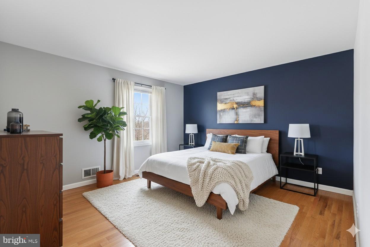 GEORGETOWN  VILLAGE - Residential