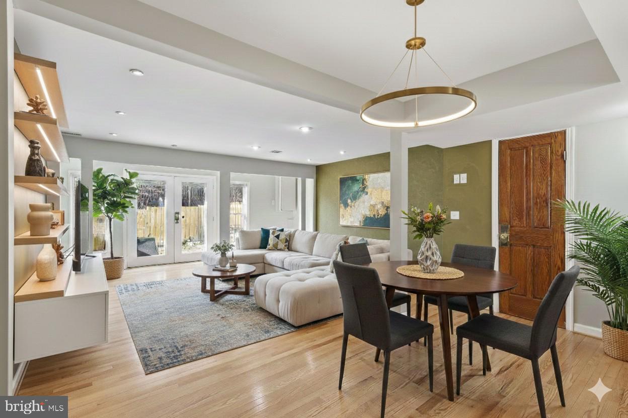 GEORGETOWN  VILLAGE - Residential