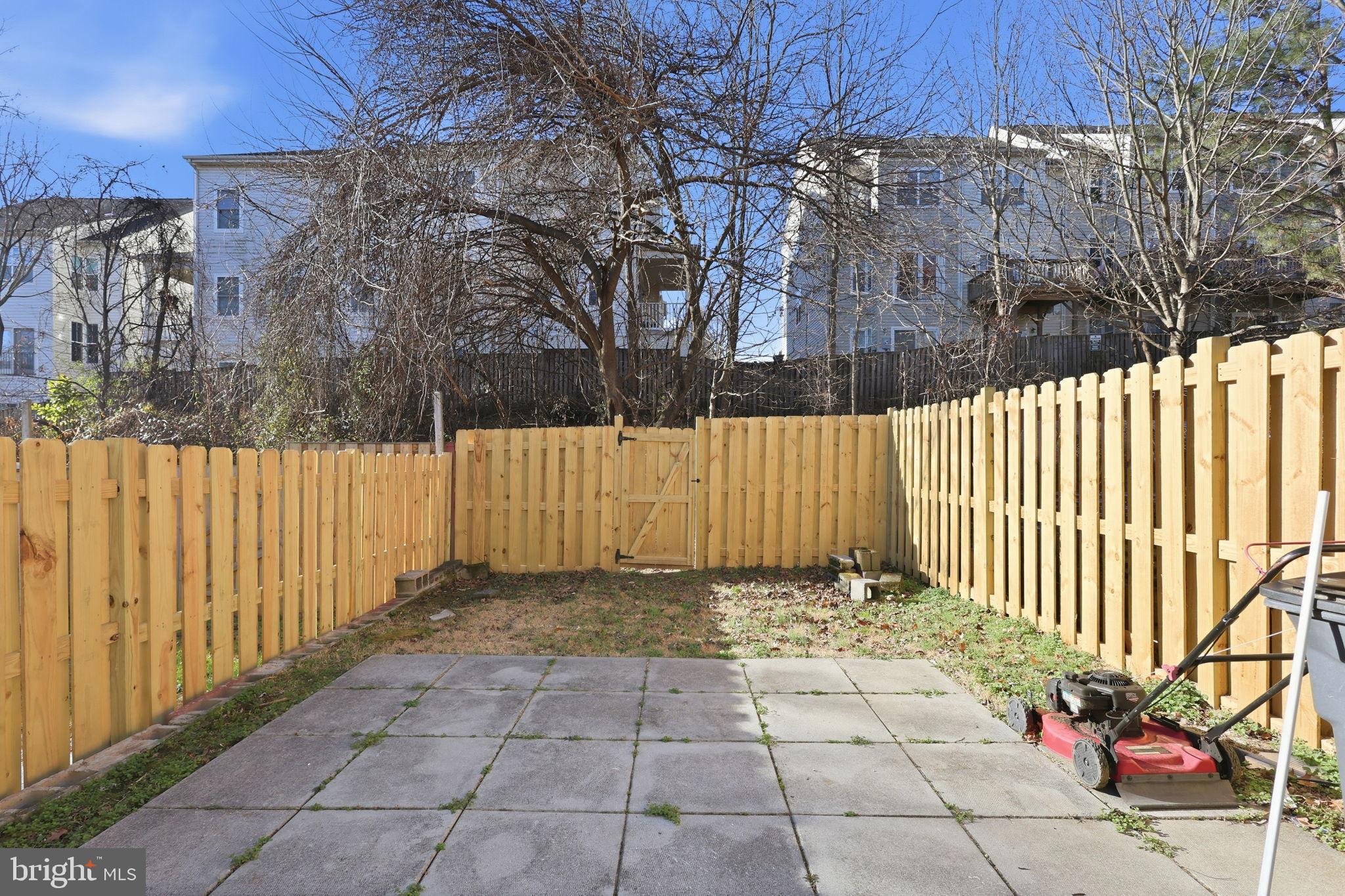 GEORGETOWN  VILLAGE - Residential