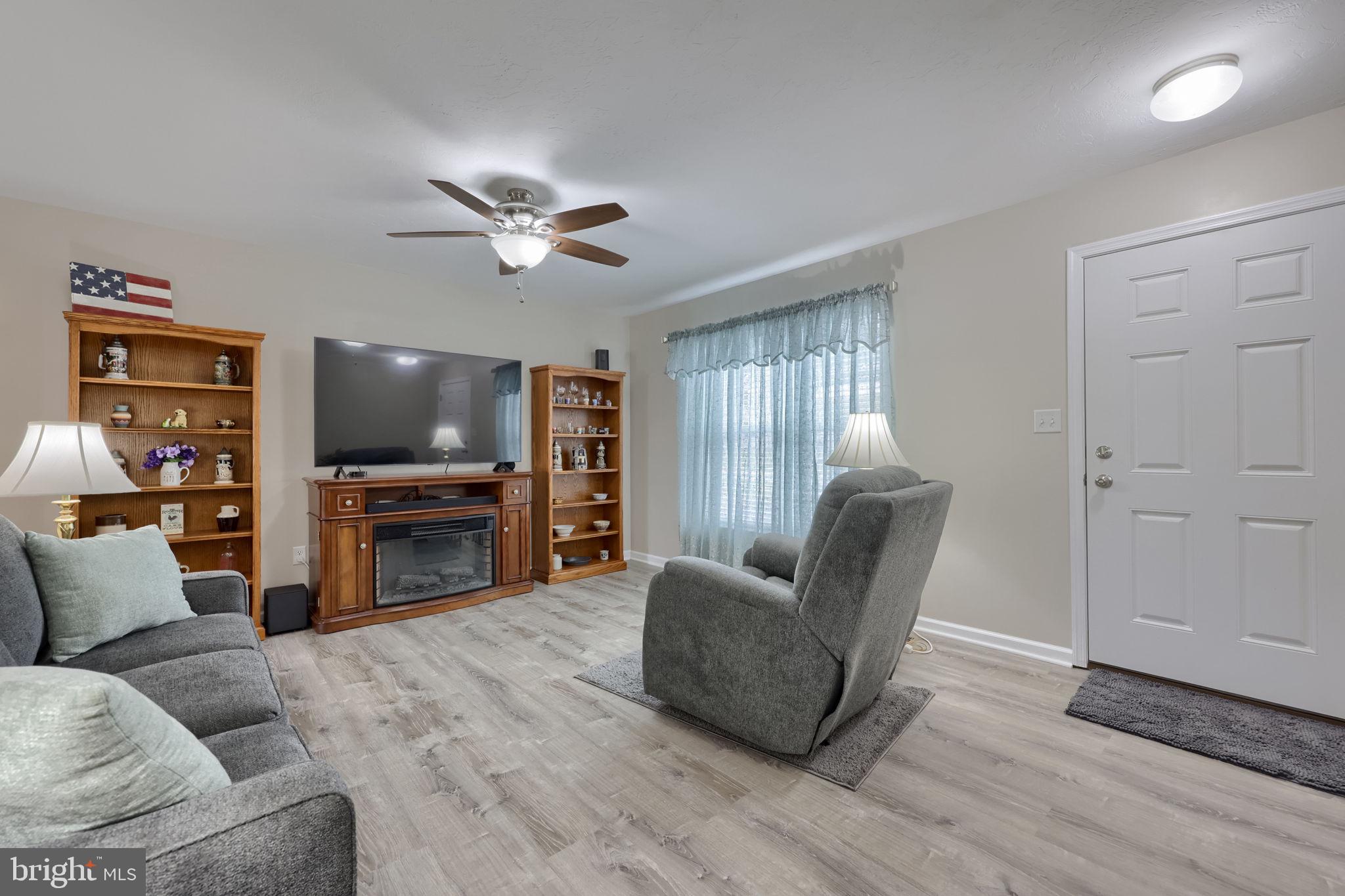 226 N ALPINE DRIVE