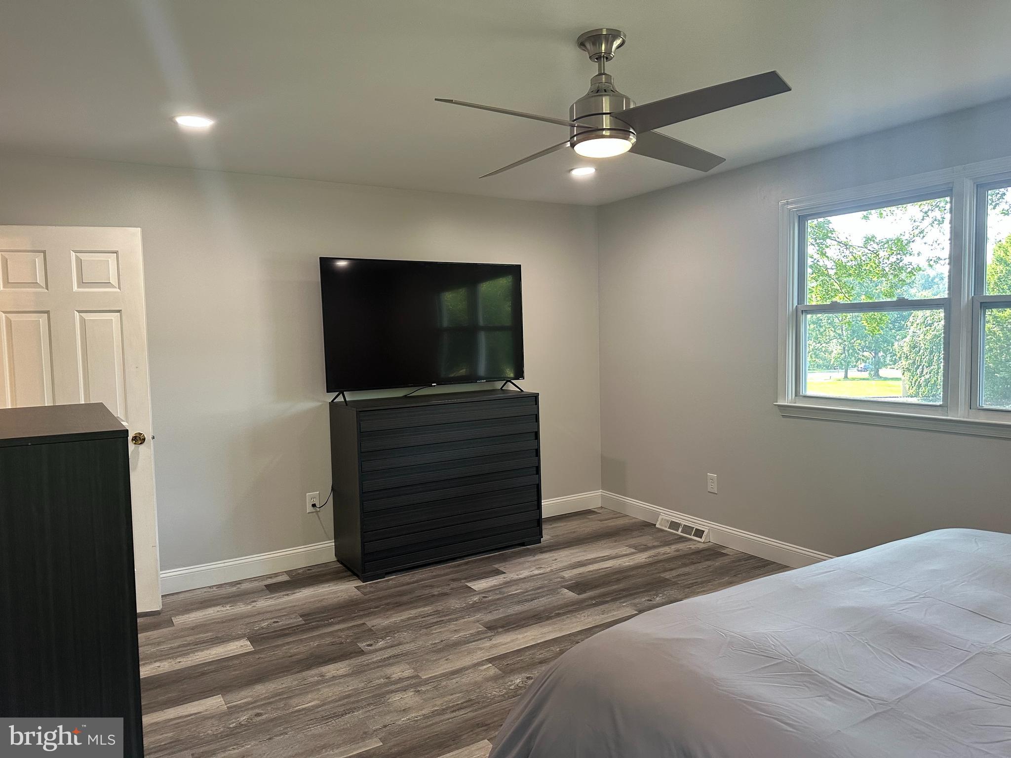 CAMP HILL - Residential