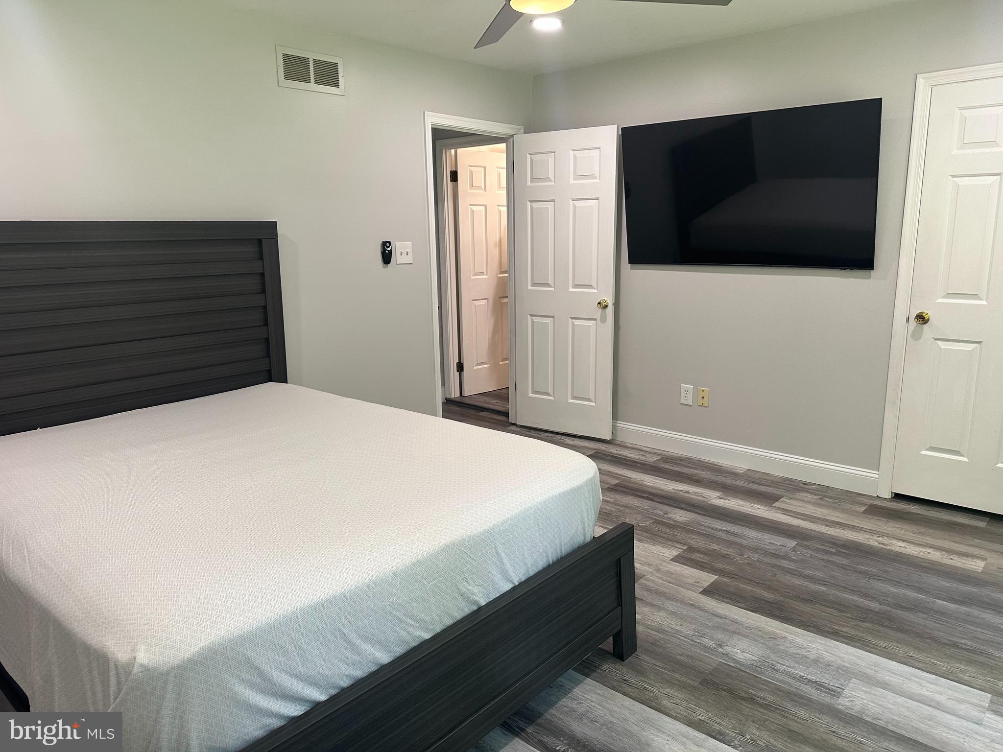 CAMP HILL - Residential