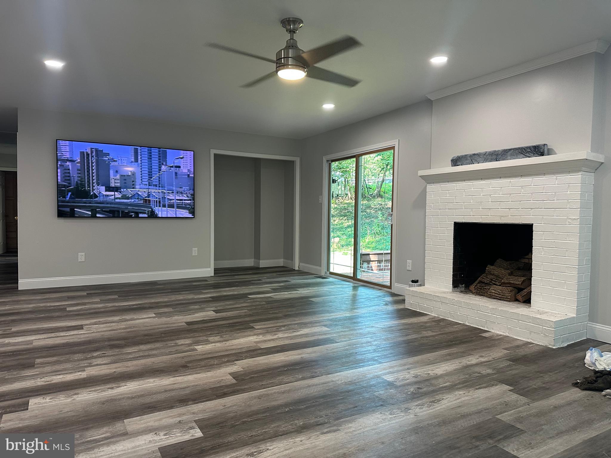 CAMP HILL - Residential