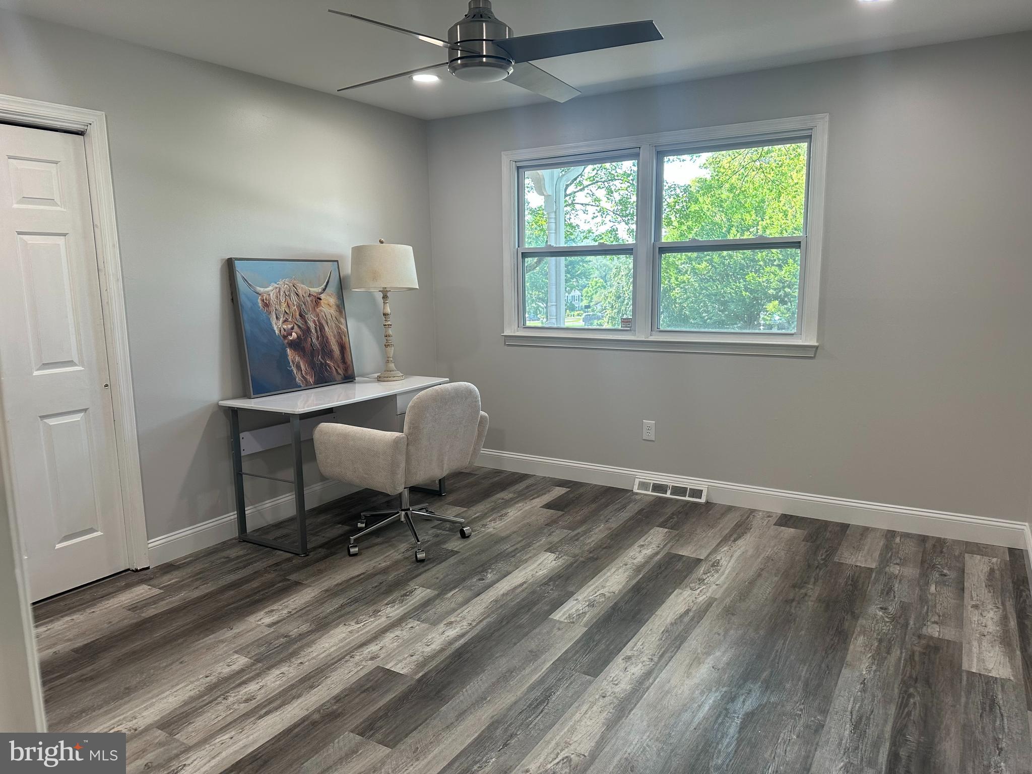 CAMP HILL - Residential