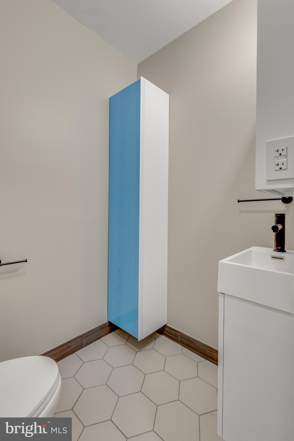 KENSINGTON - Residential Lease