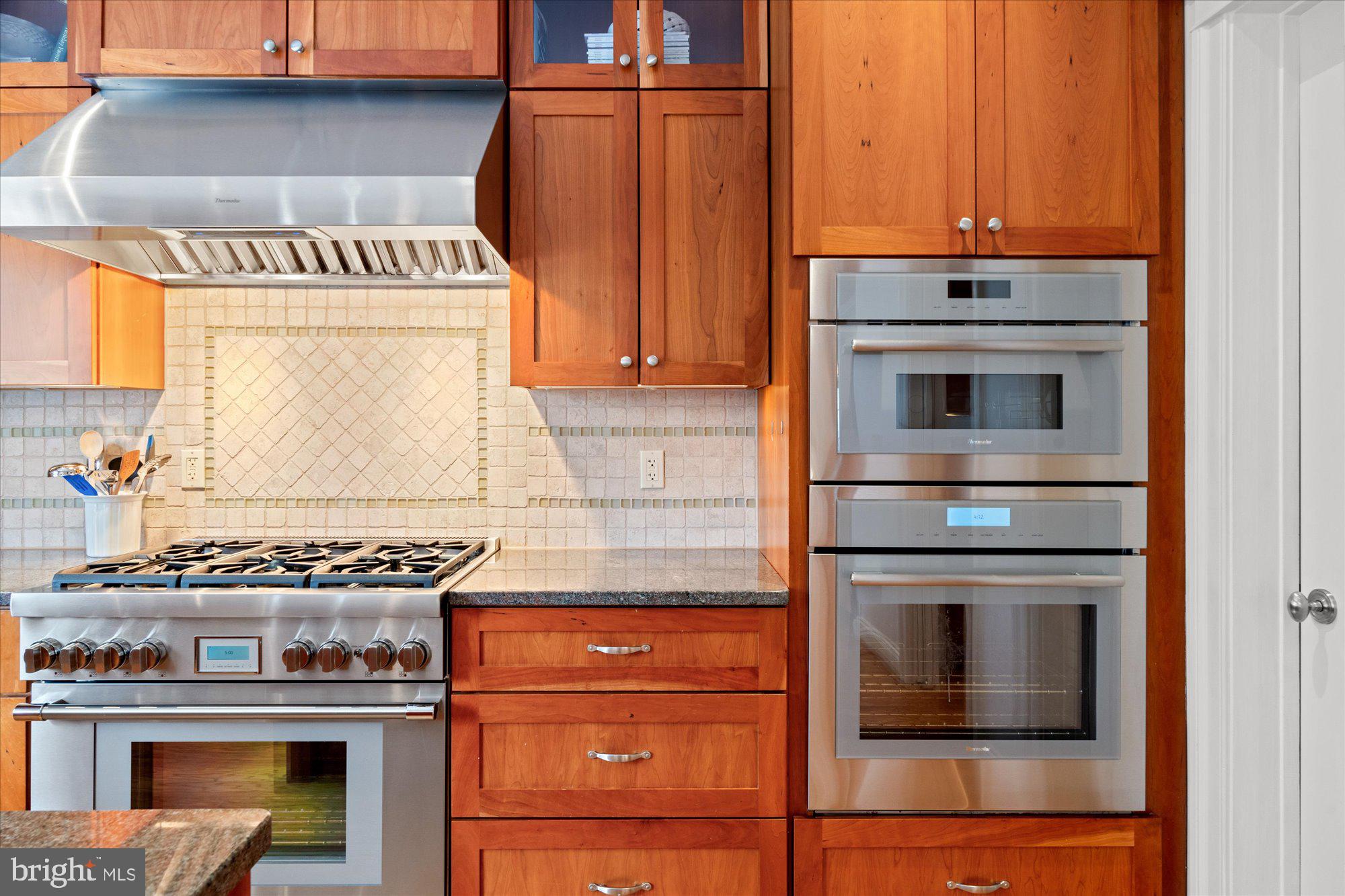 GLEN ECHO HEIGHTS - Residential