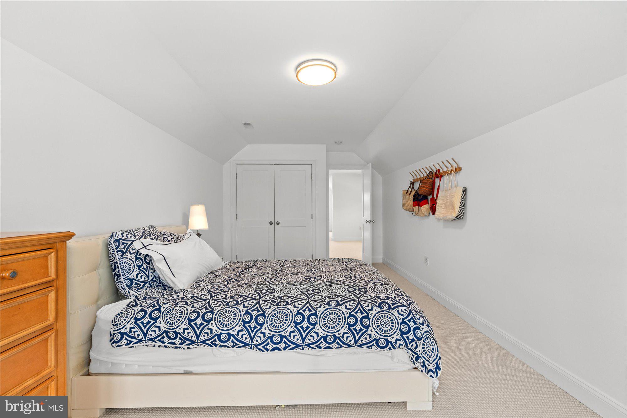GLEN ECHO HEIGHTS - Residential