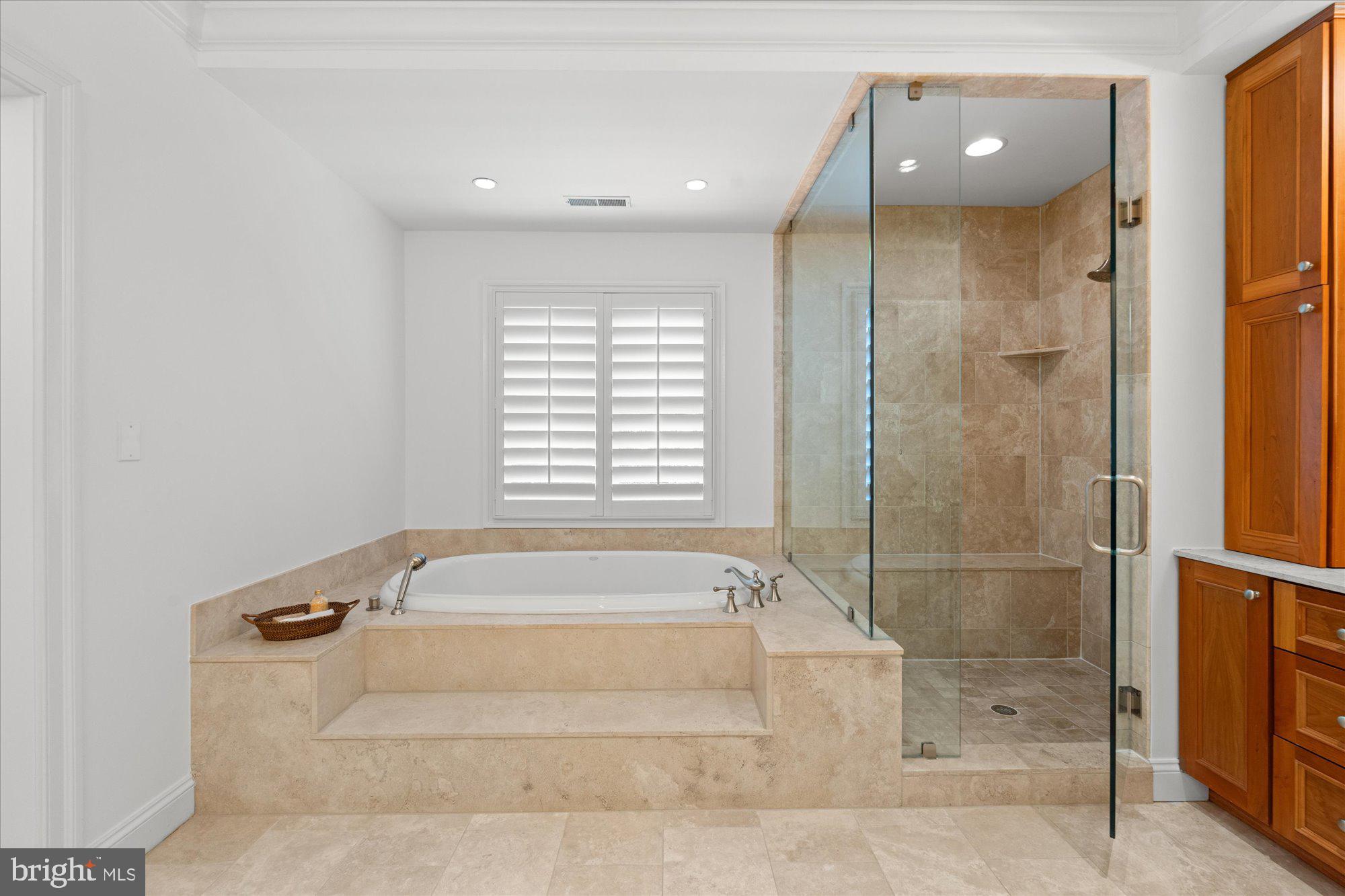 GLEN ECHO HEIGHTS - Residential