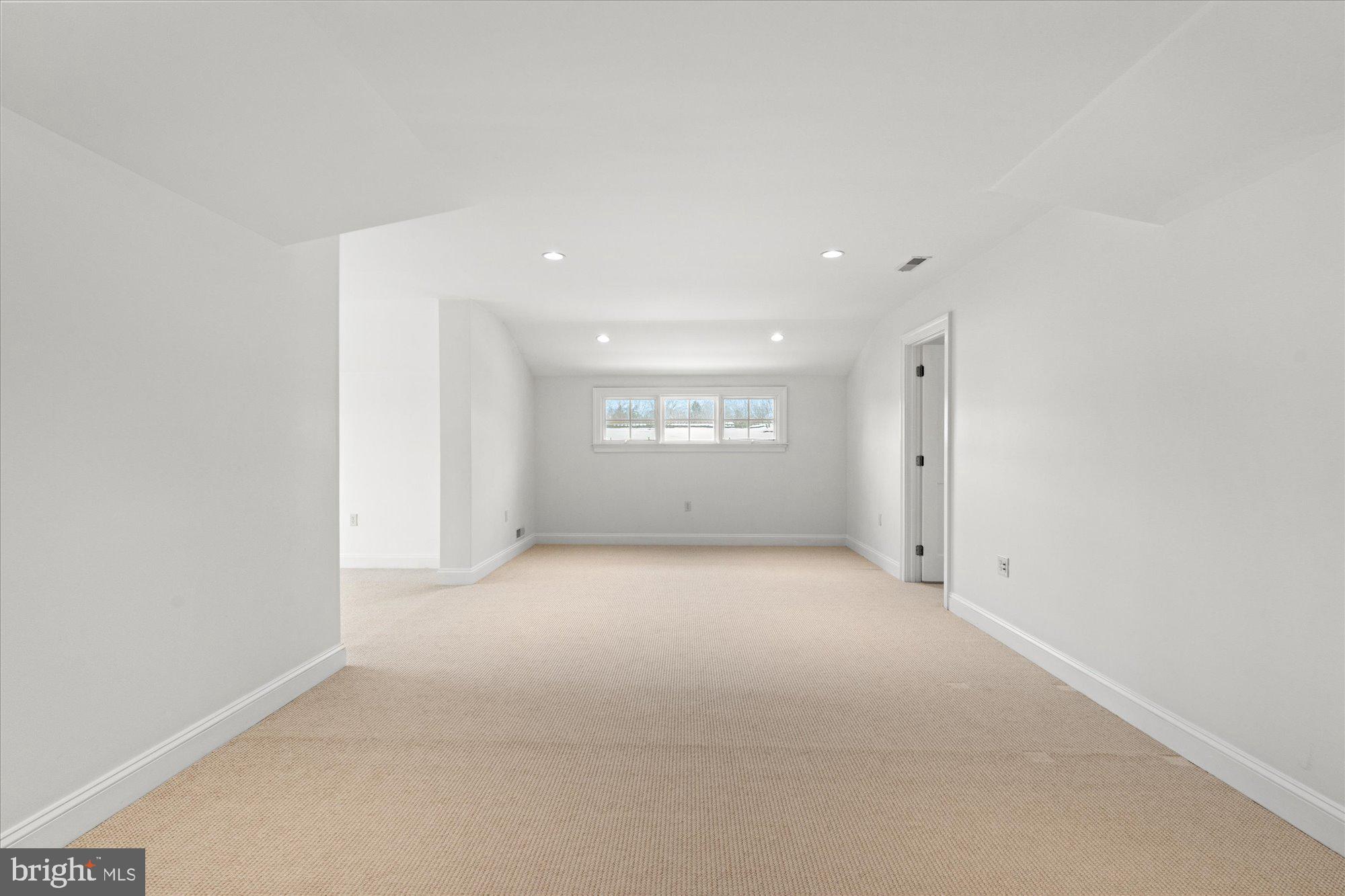 GLEN ECHO HEIGHTS - Residential