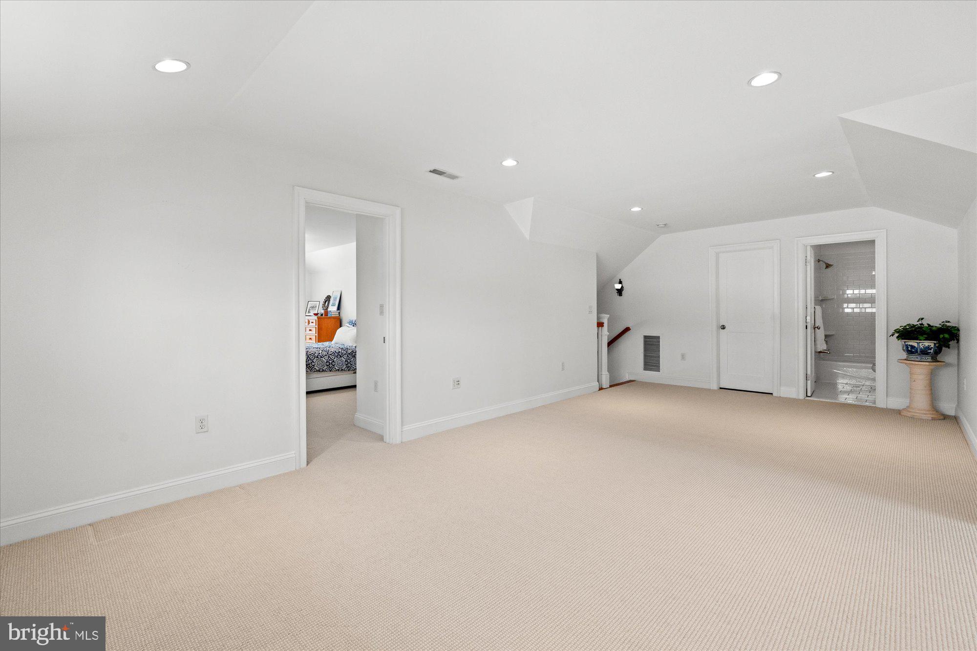 GLEN ECHO HEIGHTS - Residential