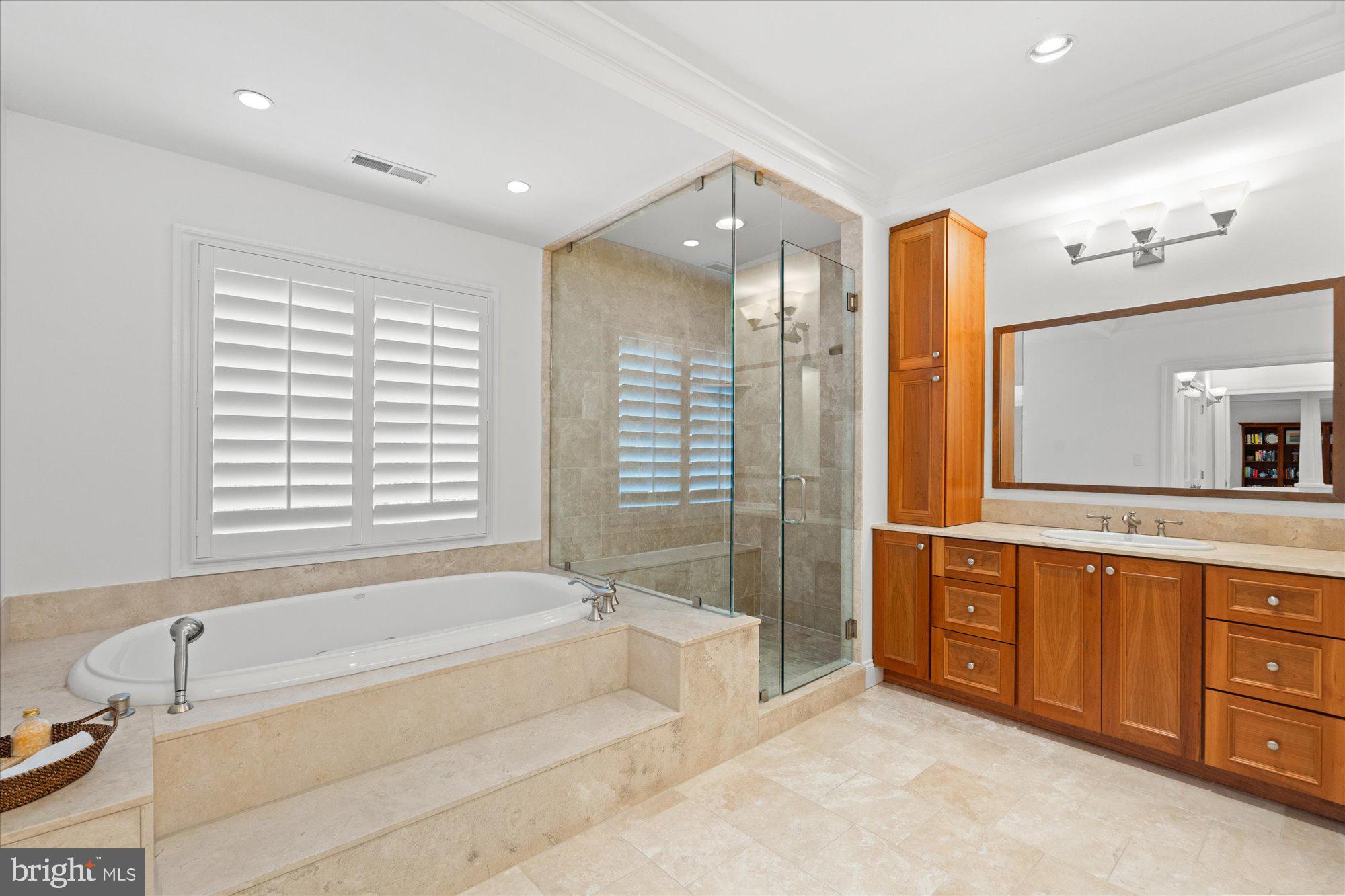 GLEN ECHO HEIGHTS - Residential