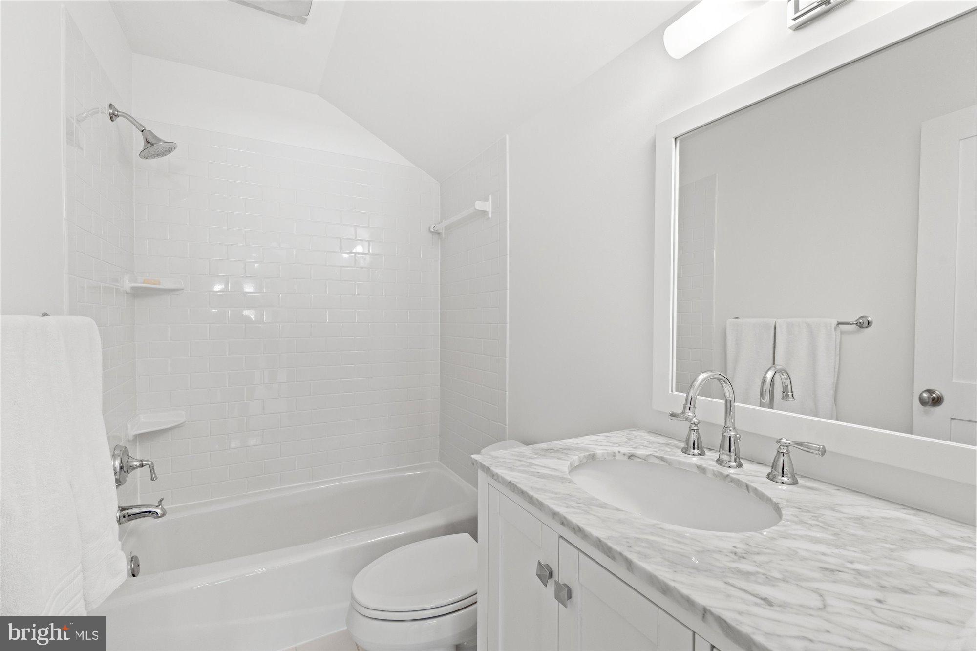 GLEN ECHO HEIGHTS - Residential