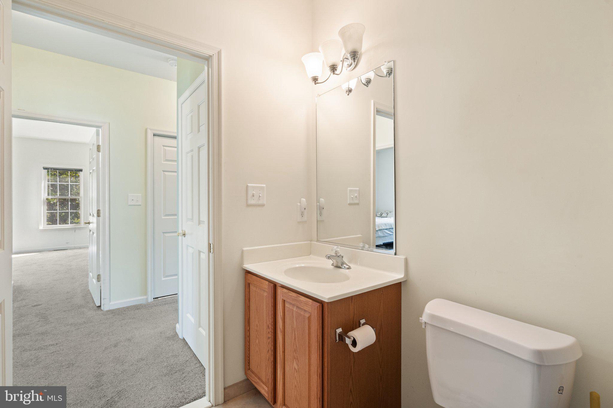 KINGS MANOR - Residential