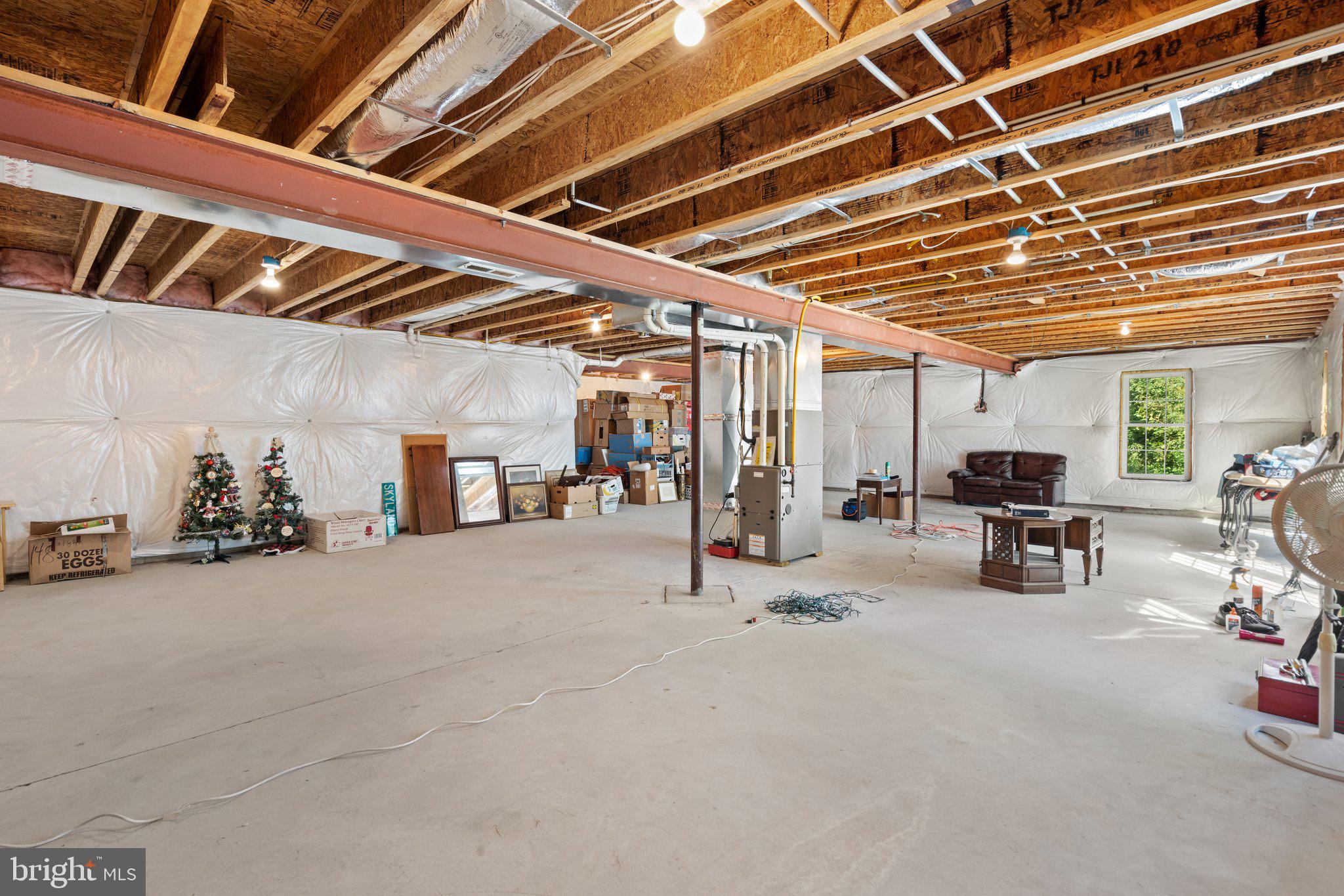 KINGS MANOR - Residential