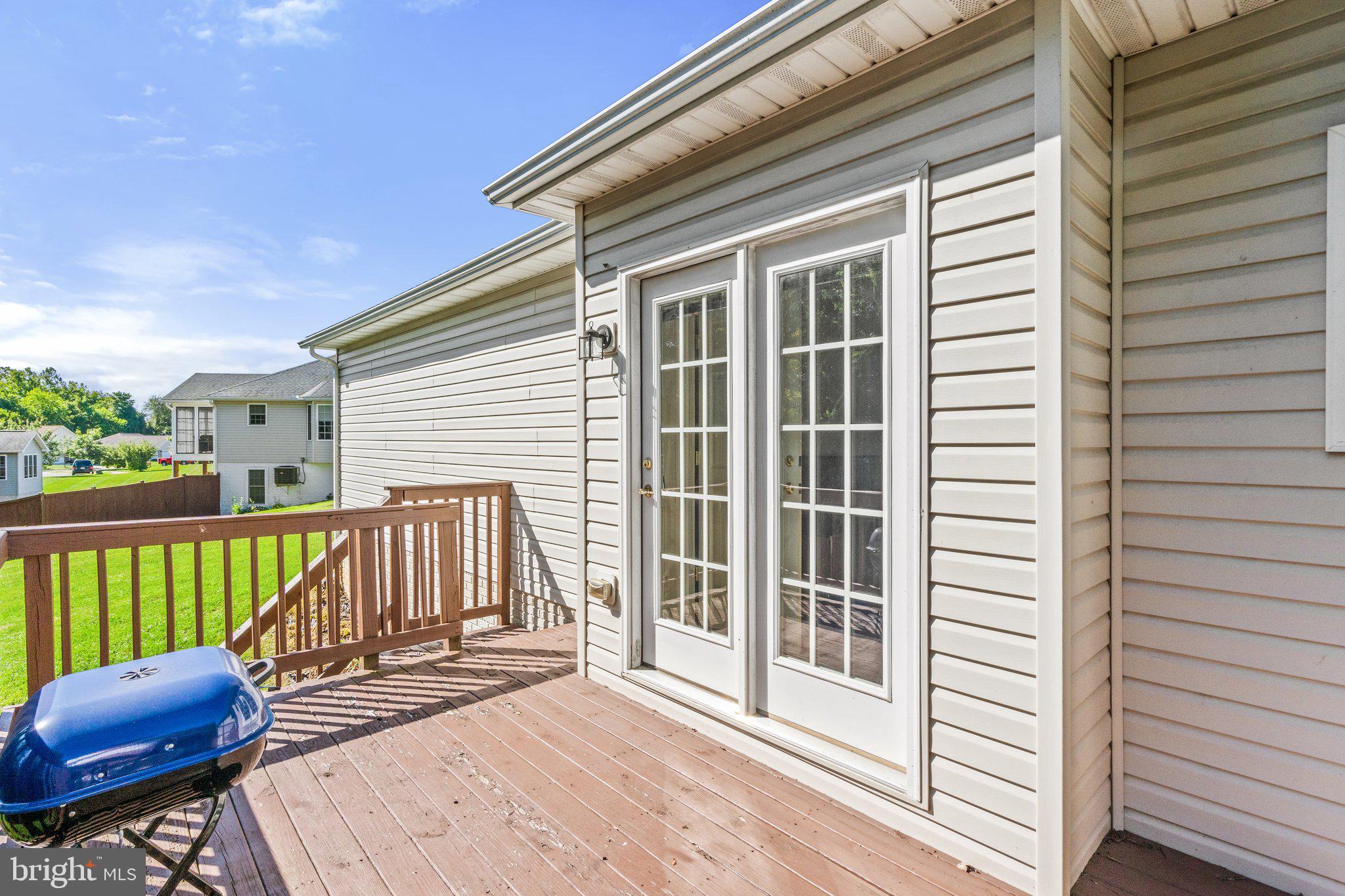 KINGS MANOR - Residential