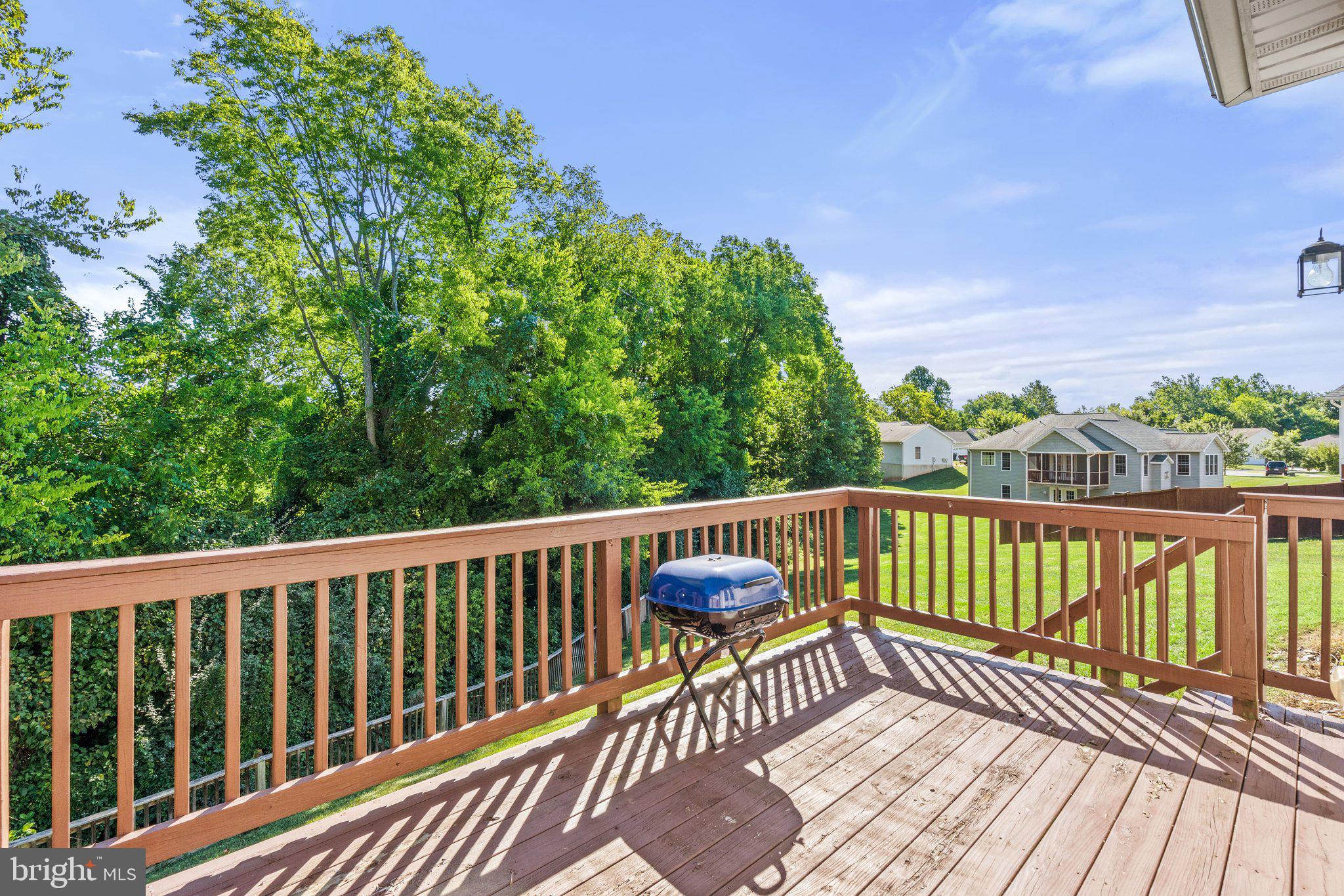 KINGS MANOR - Residential