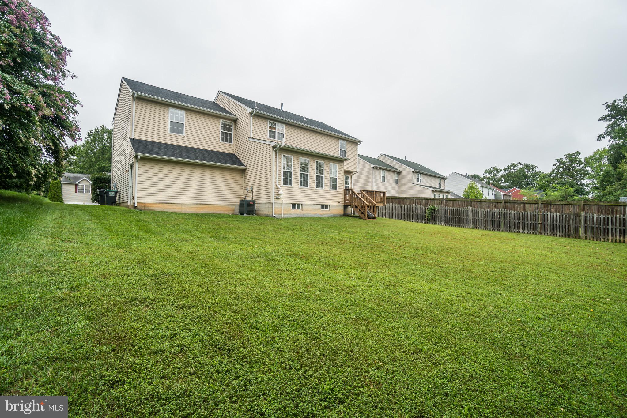 STAFFORD OAKS - Residential