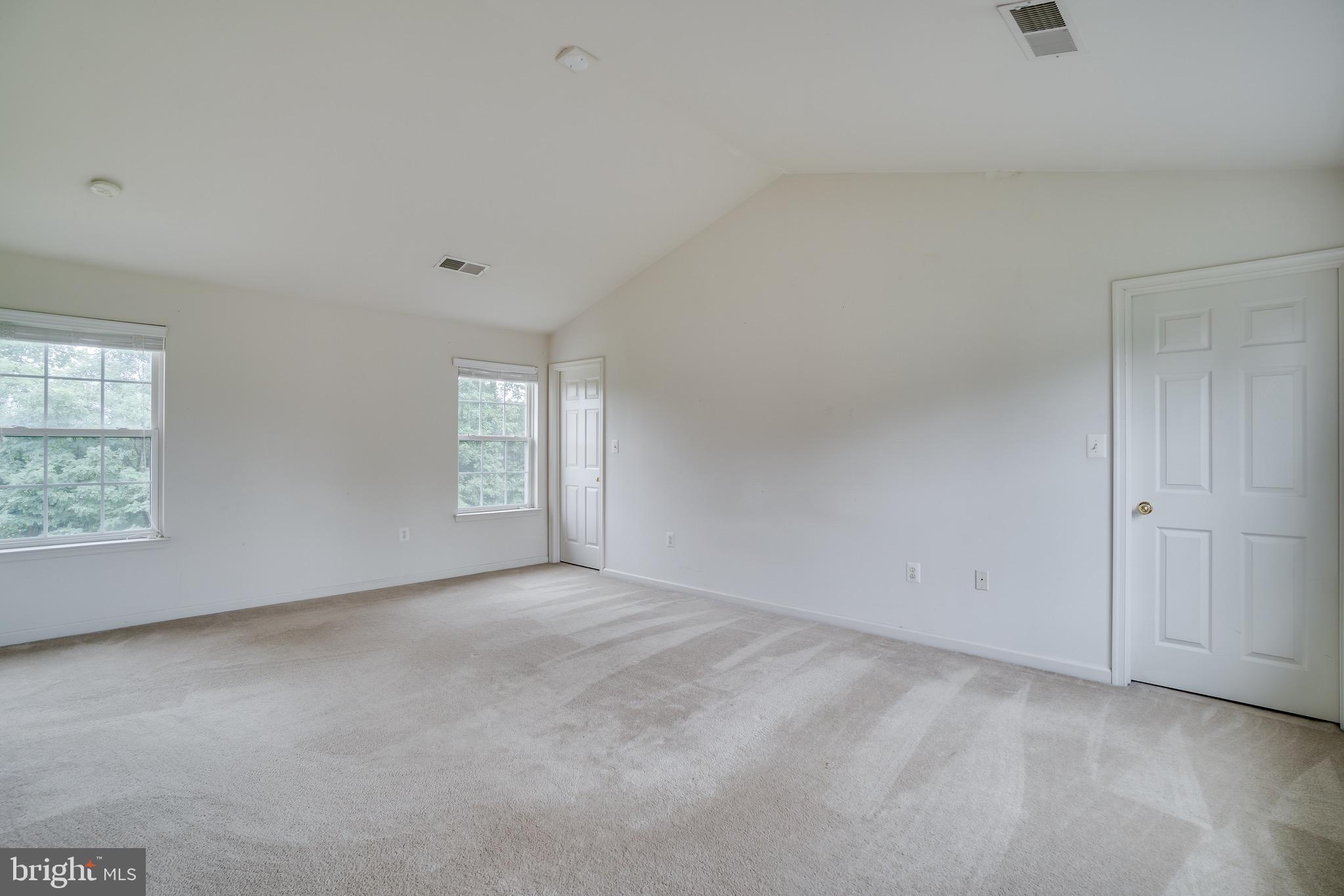 STAFFORD OAKS - Residential