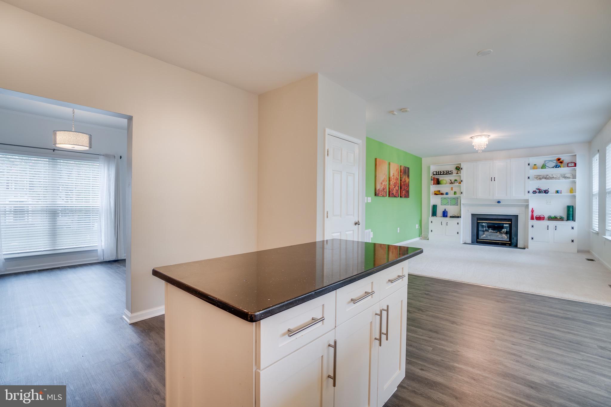 STAFFORD OAKS - Residential