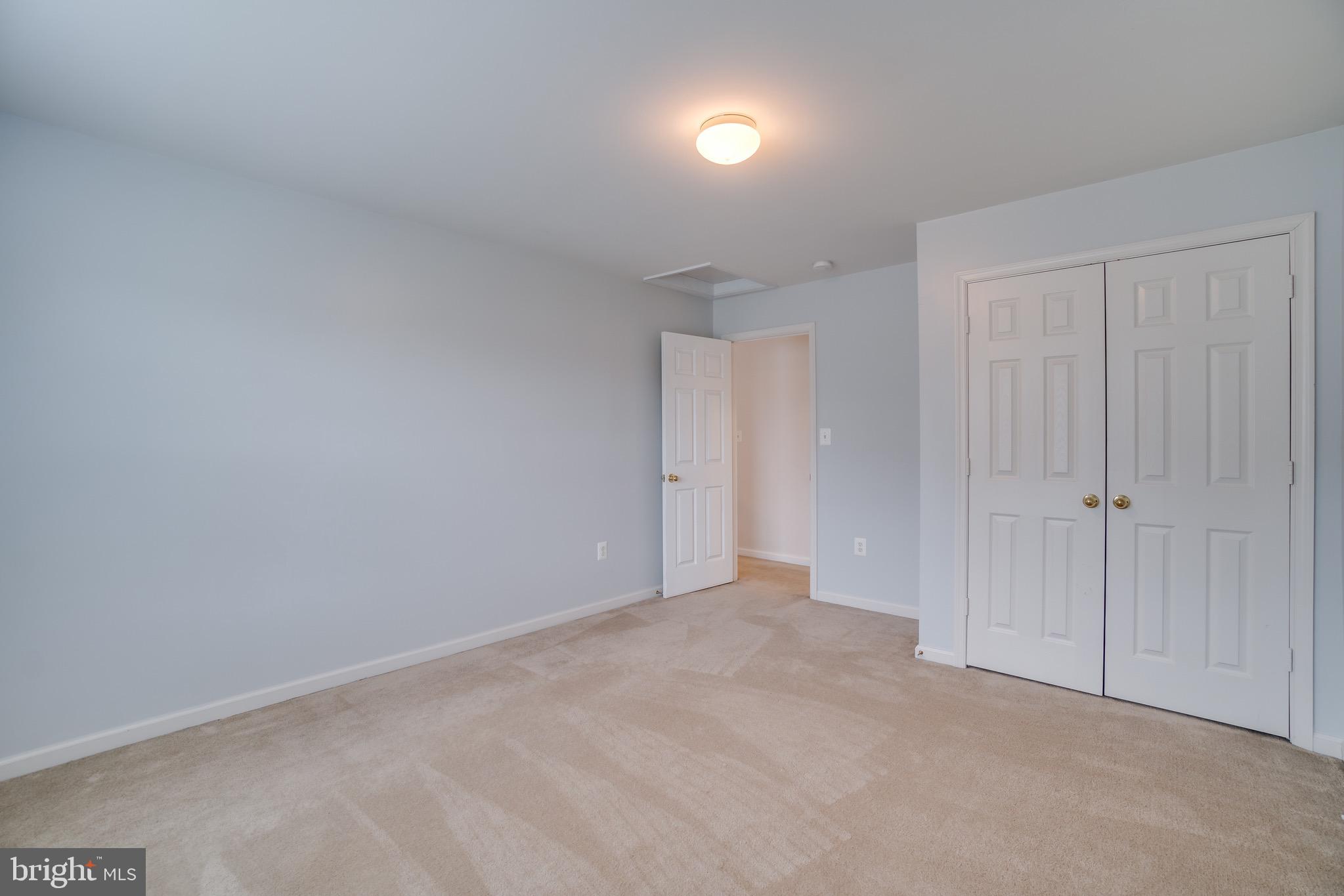 STAFFORD OAKS - Residential