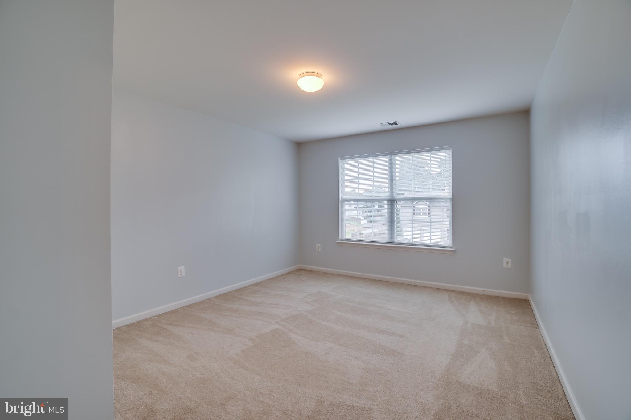 STAFFORD OAKS - Residential