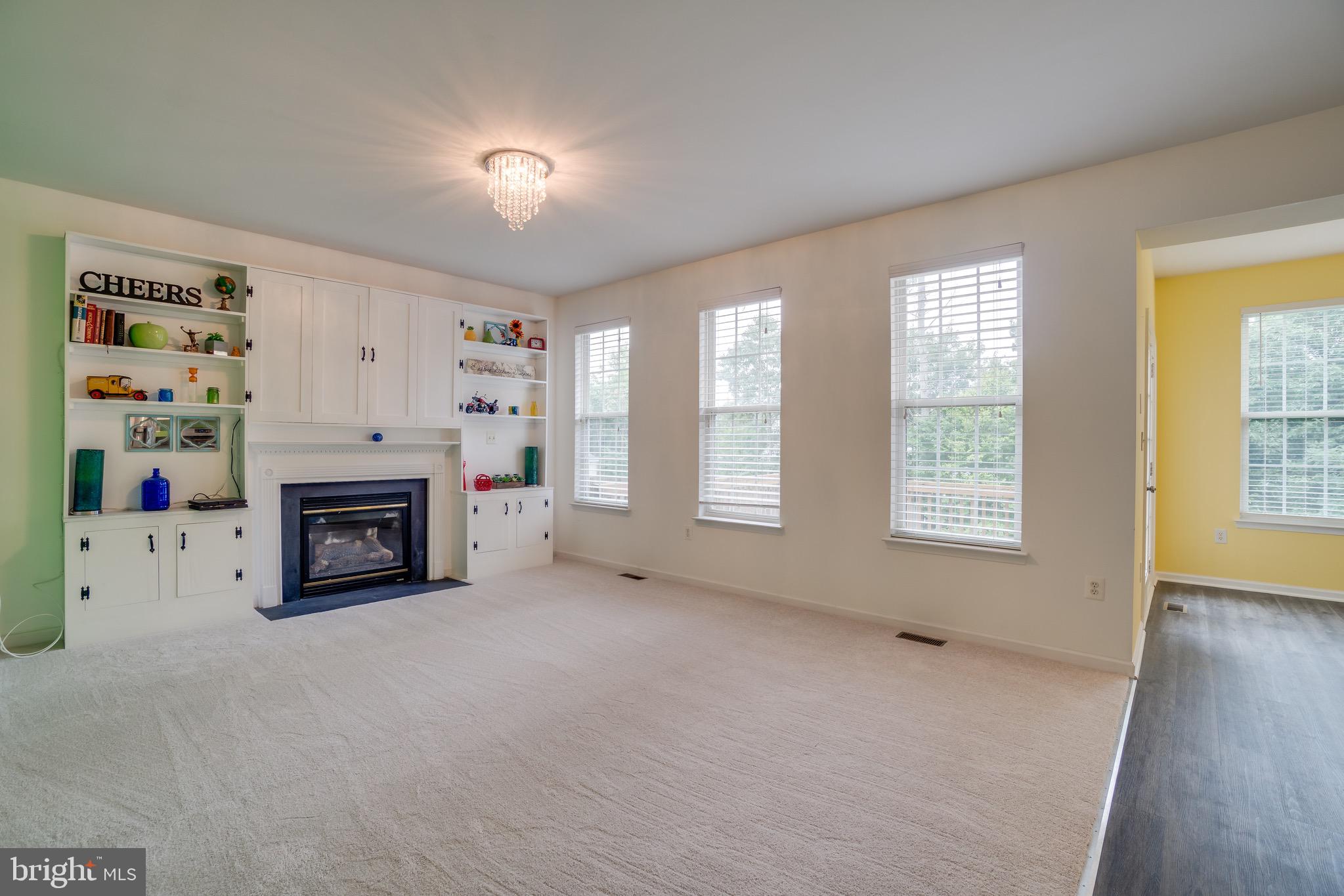 STAFFORD OAKS - Residential