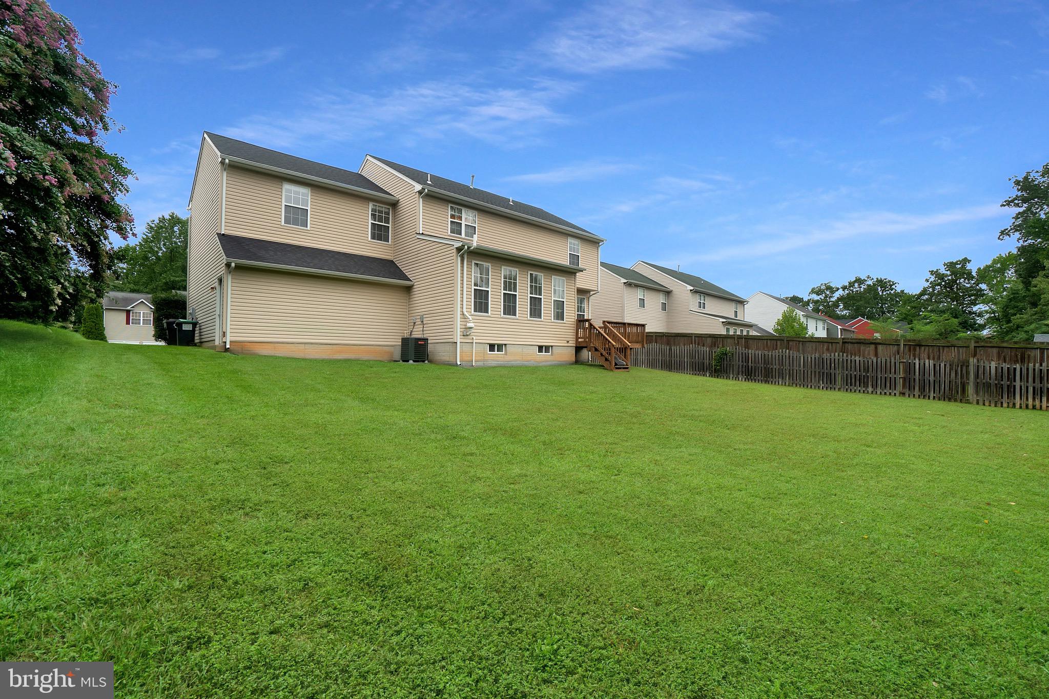 STAFFORD OAKS - Residential