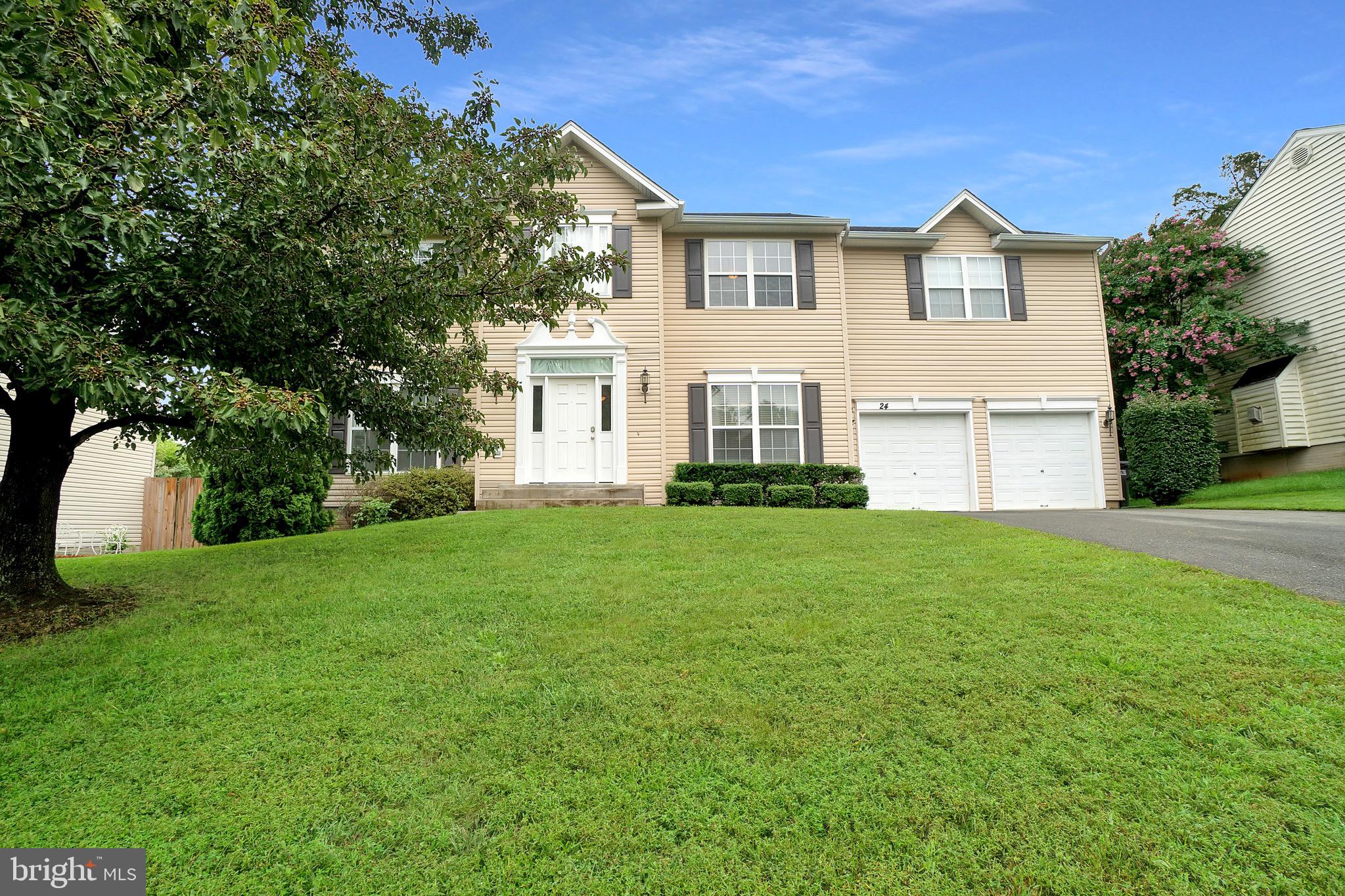 STAFFORD OAKS - Residential