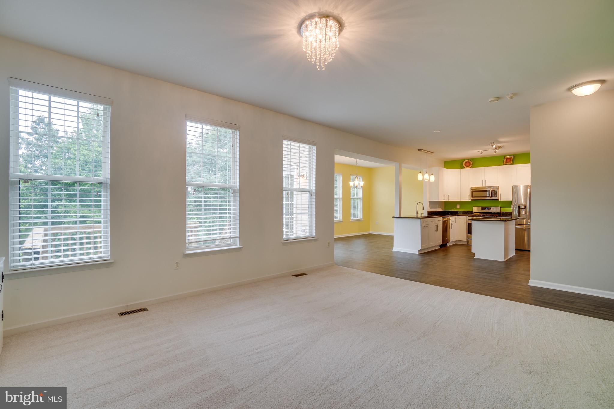 STAFFORD OAKS - Residential